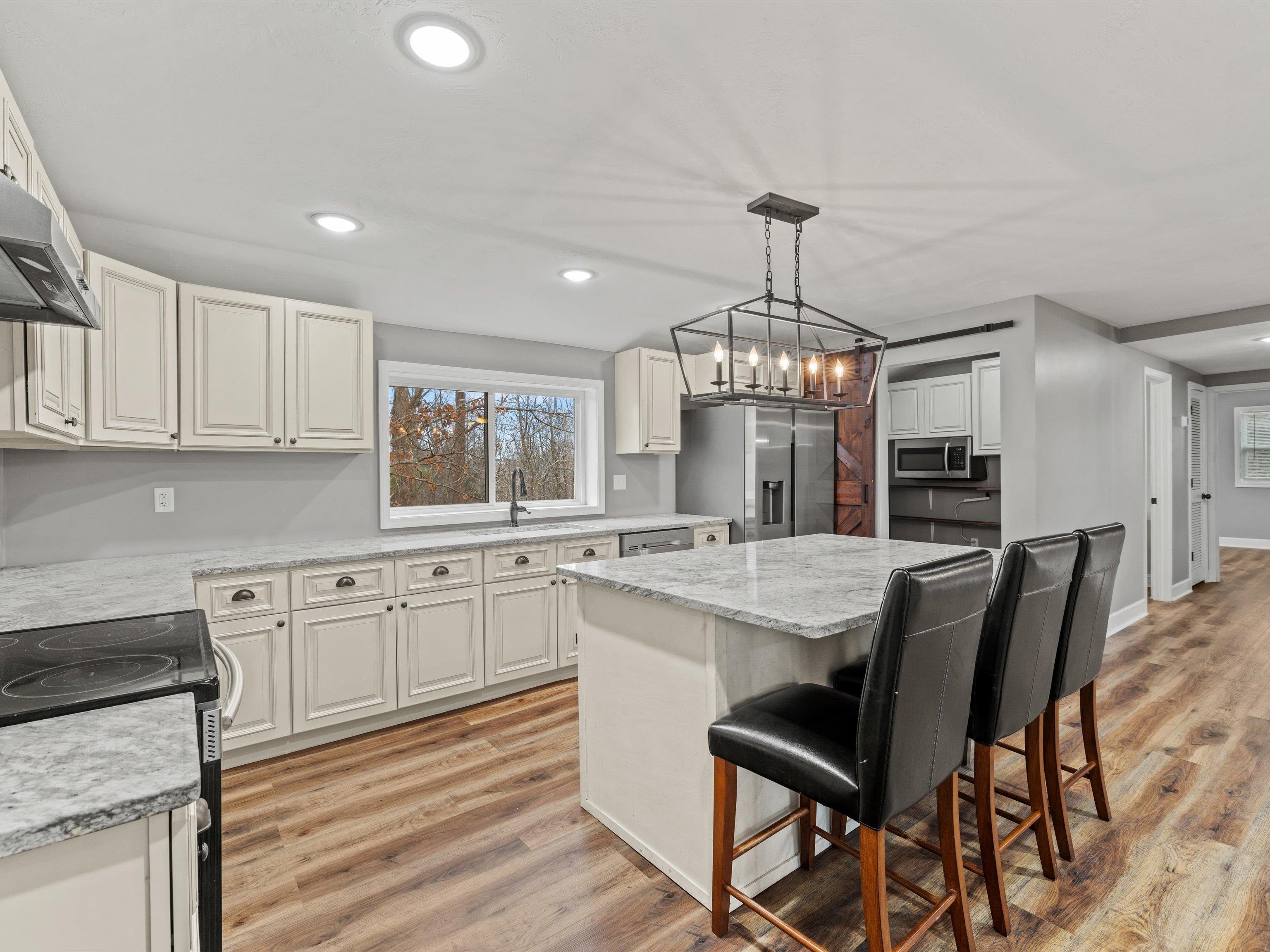 208 Hollow Church Road, Falls of Rough, Kentucky 40119, 4 Bedrooms Bedrooms, ,2 BathroomsBathrooms,Single Family Residence,For Sale,Hollow Church Road,91174
