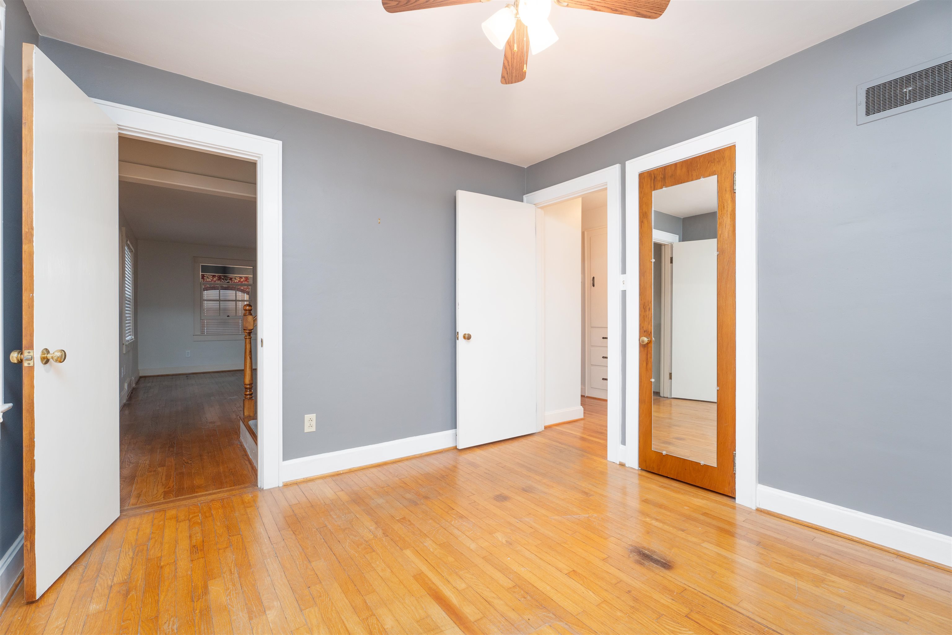 1212 Hill Ave, Owensboro, Kentucky 42301, 4 Bedrooms Bedrooms, ,2 BathroomsBathrooms,Single Family Residence,For Sale,Hill Ave,91175