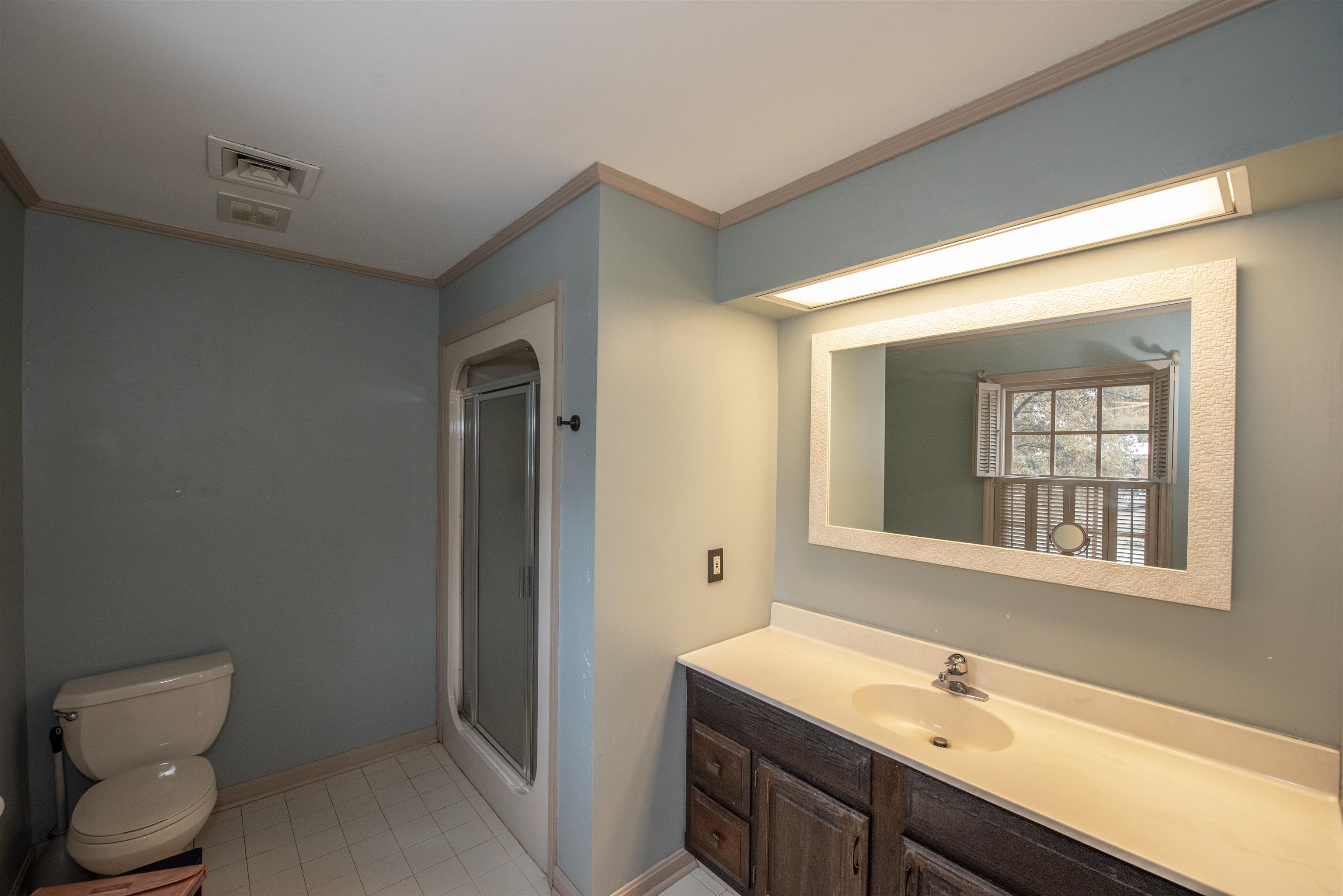 1104 Hickory, Owensboro, Kentucky 42303, 3 Bedrooms Bedrooms, ,2 BathroomsBathrooms,Single Family Residence,For Sale,Hickory,91177