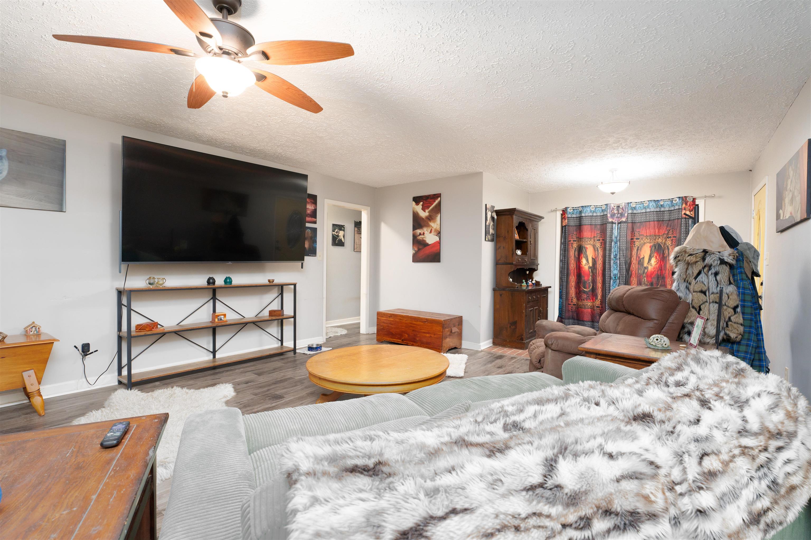 141 Sugar Grove Road, Whitesville, Kentucky 42378, 3 Bedrooms Bedrooms, ,2 BathroomsBathrooms,Single Family Residence,For Sale,Sugar Grove Road,91178