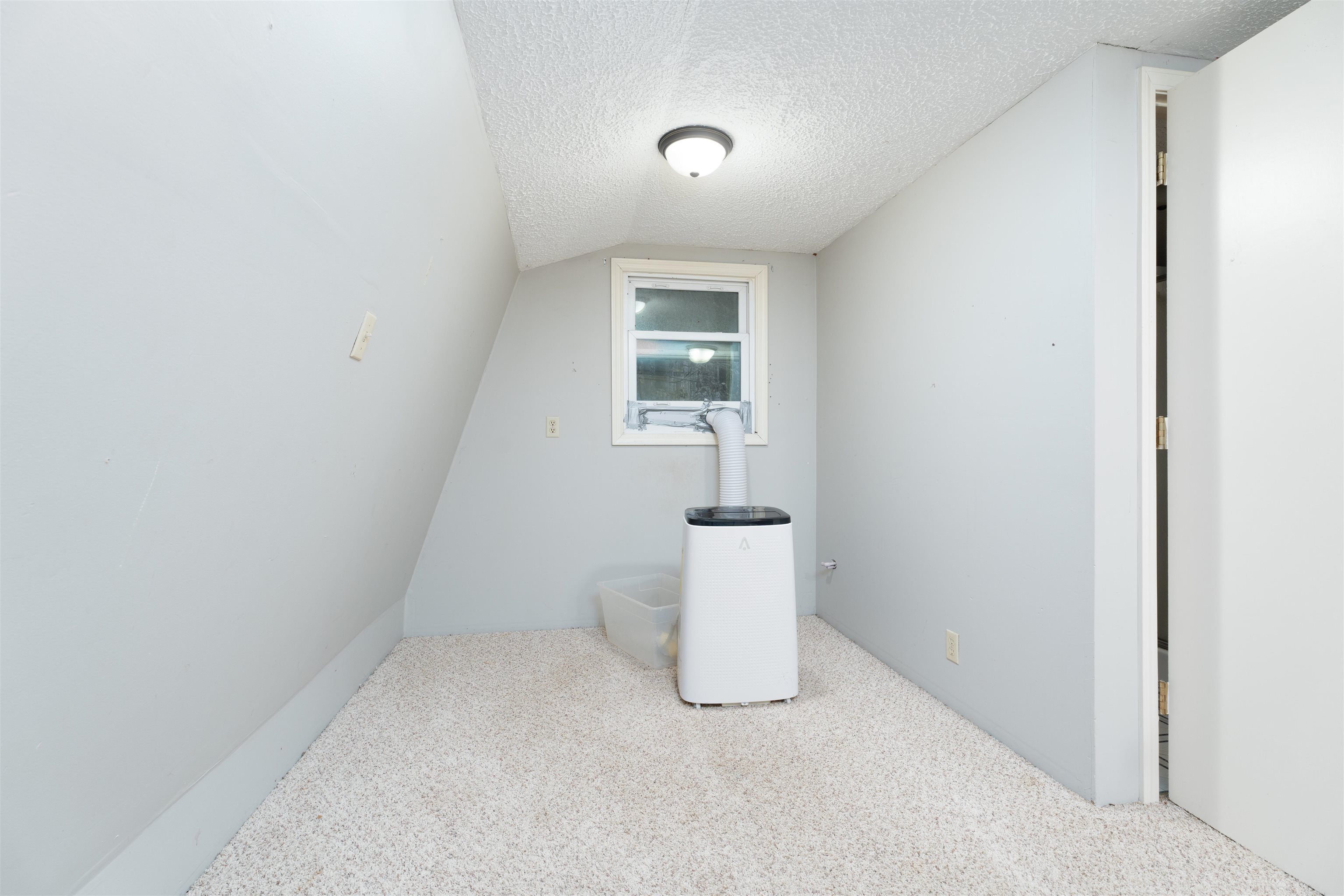 141 Sugar Grove Road, Whitesville, Kentucky 42378, 3 Bedrooms Bedrooms, ,2 BathroomsBathrooms,Single Family Residence,For Sale,Sugar Grove Road,91178