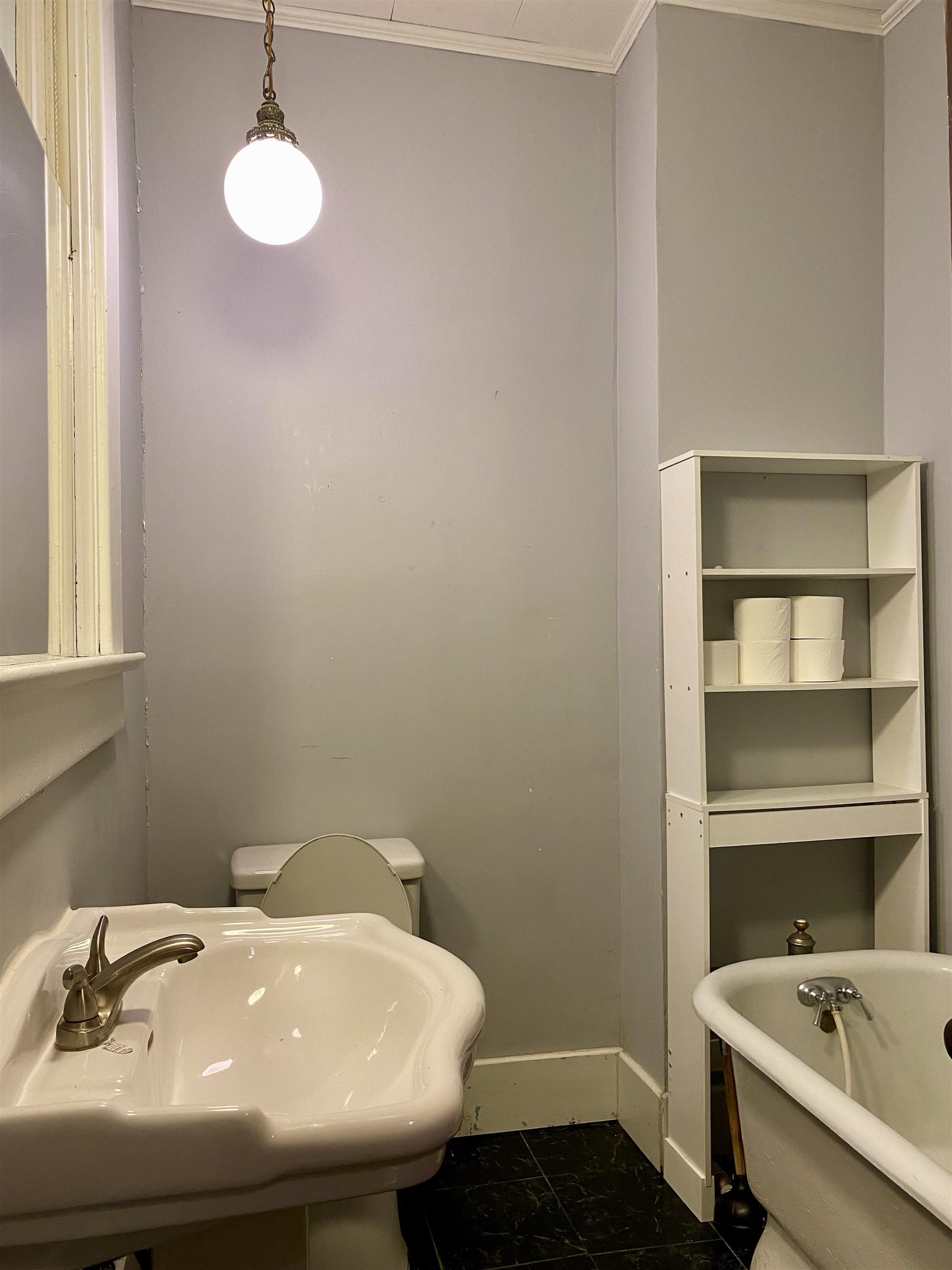 164 Main St, Greenville, Kentucky 42345, 4 Bedrooms Bedrooms, ,3 BathroomsBathrooms,Single Family Residence,For Sale,Main St,91179