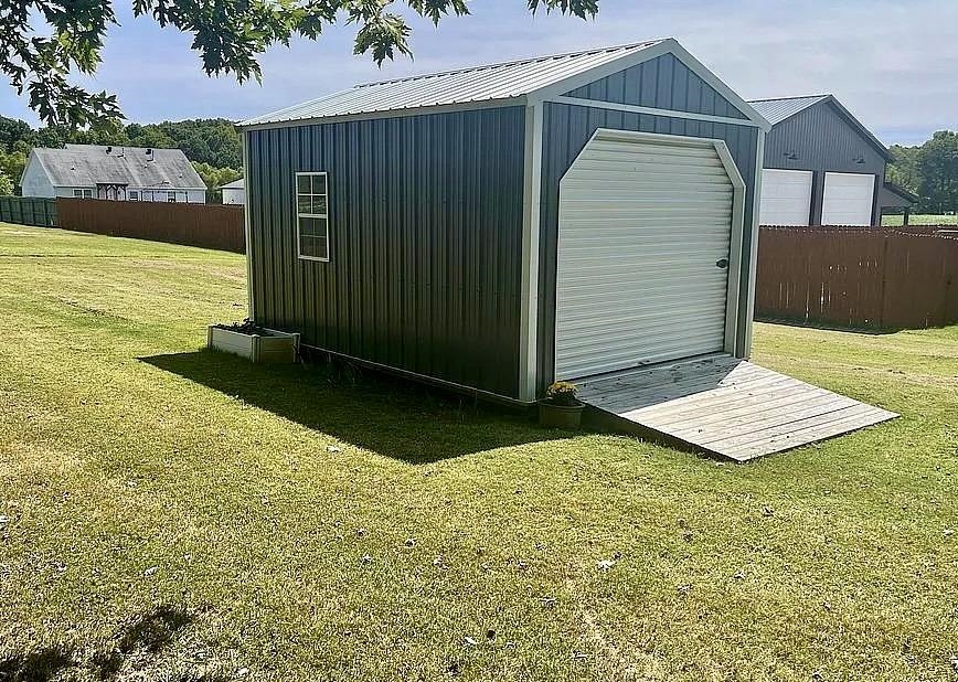 11905 Chelsea Dr., Utica, Kentucky 42376, 3 Bedrooms Bedrooms, ,2 BathroomsBathrooms,Single Family Residence,For Sale,Chelsea Dr.,91181