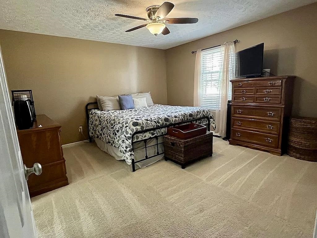 11905 Chelsea Dr., Utica, Kentucky 42376, 3 Bedrooms Bedrooms, ,2 BathroomsBathrooms,Single Family Residence,For Sale,Chelsea Dr.,91181