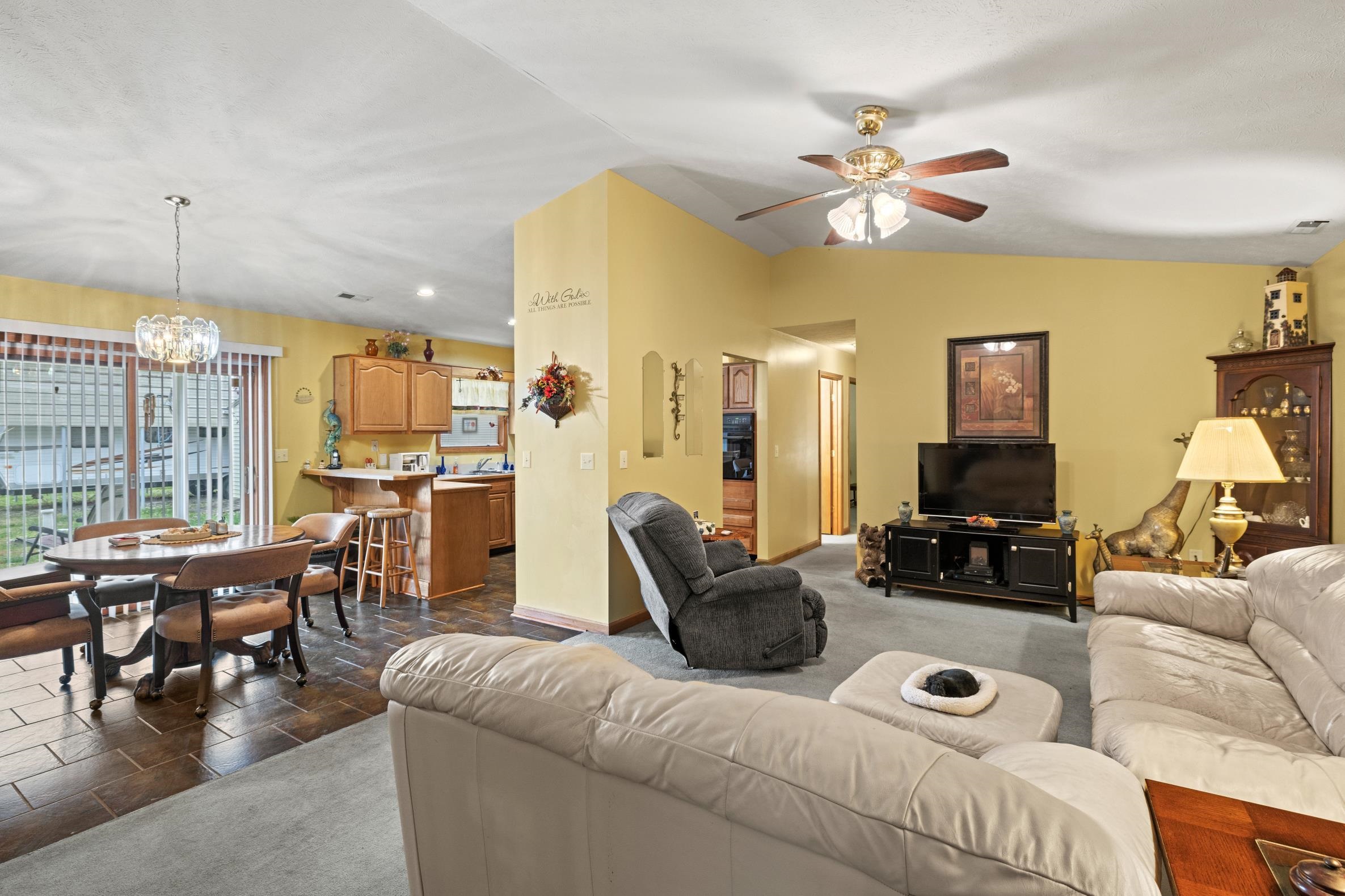 398 Blue Grass Dr, Lewisport, Kentucky 42351, 3 Bedrooms Bedrooms, ,2 BathroomsBathrooms,Single Family Residence,For Sale,Blue Grass Dr,91182