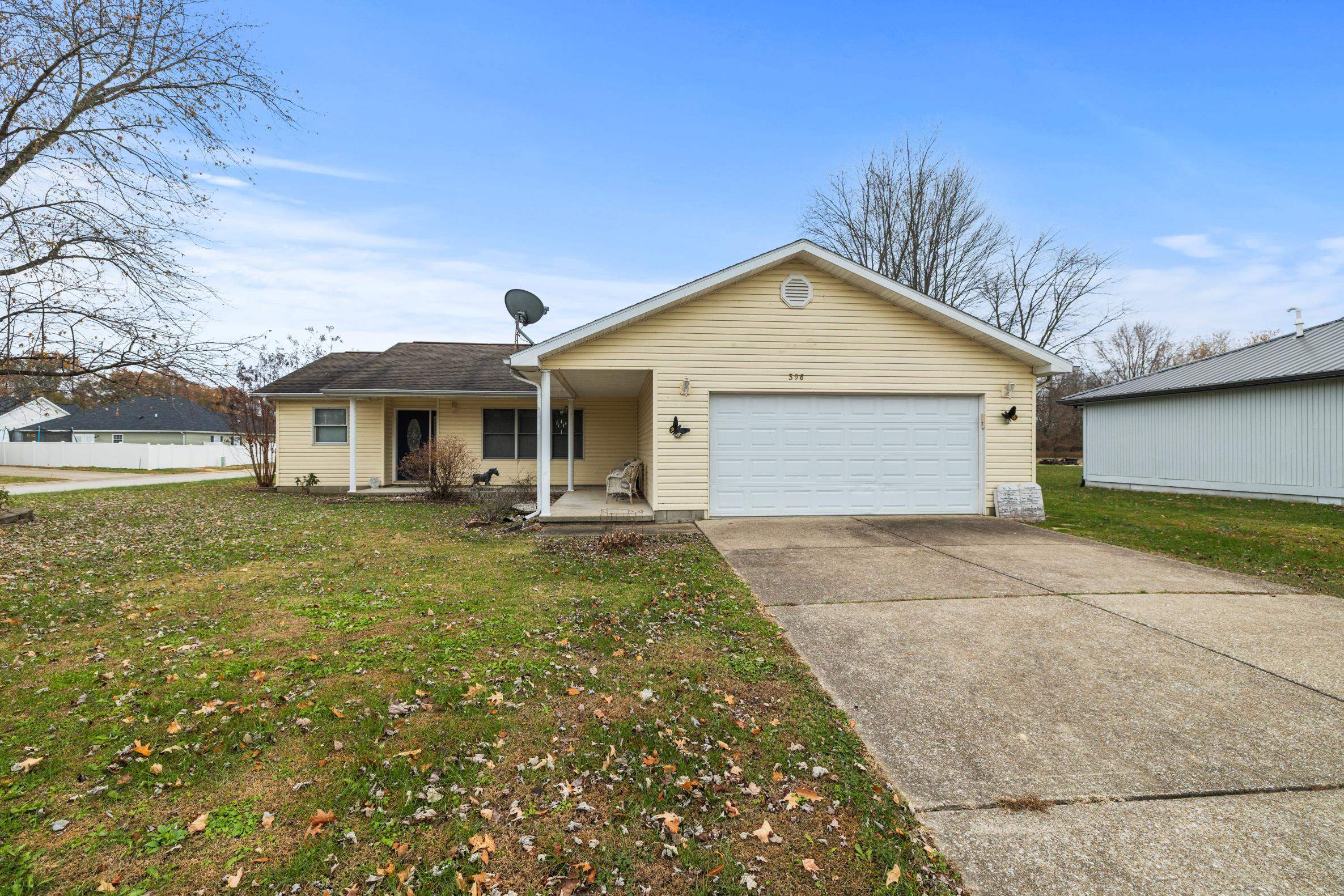 398 Blue Grass Dr, Lewisport, Kentucky 42351, 3 Bedrooms Bedrooms, ,2 BathroomsBathrooms,Single Family Residence,For Sale,Blue Grass Dr,91182