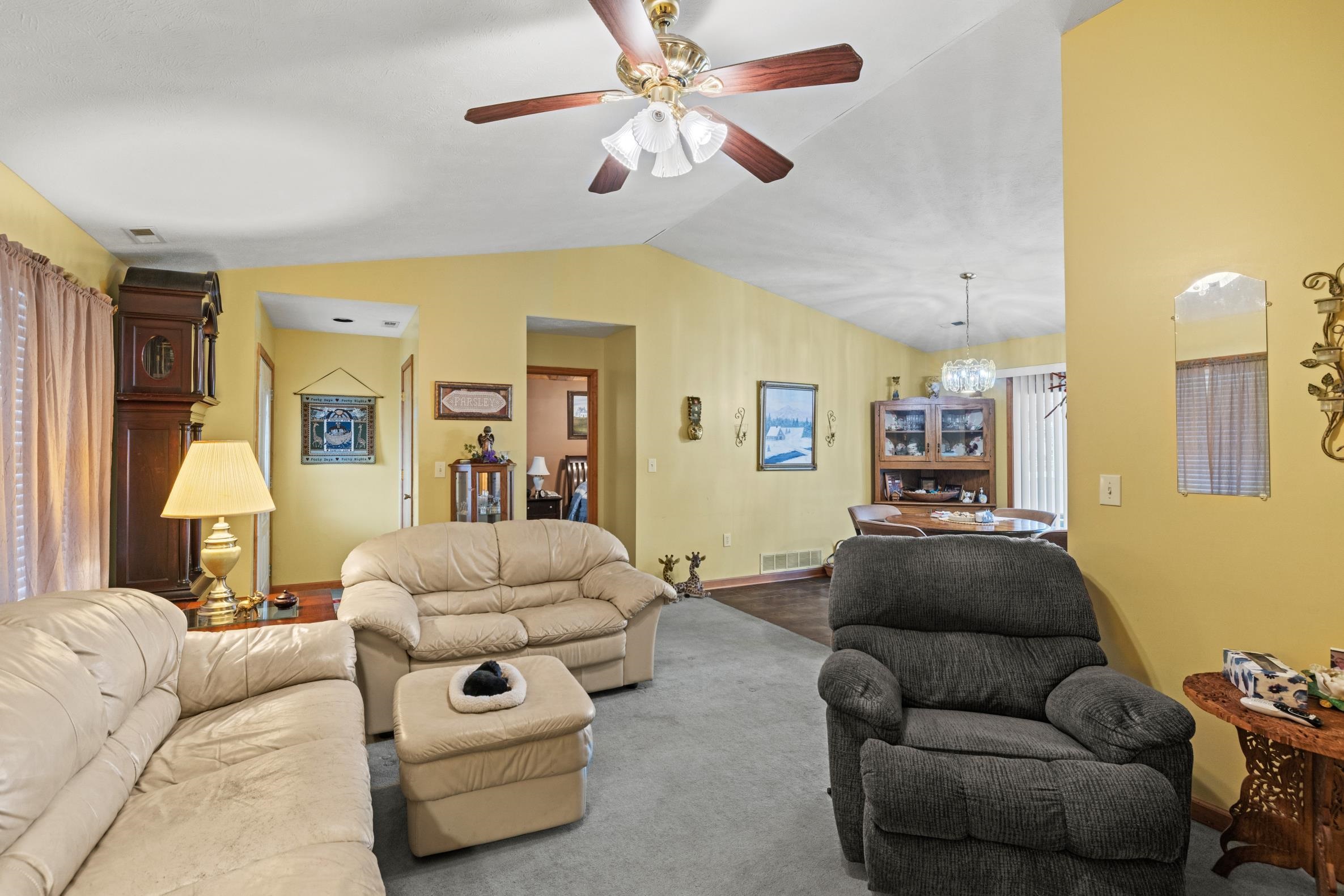 398 Blue Grass Dr, Lewisport, Kentucky 42351, 3 Bedrooms Bedrooms, ,2 BathroomsBathrooms,Single Family Residence,For Sale,Blue Grass Dr,91182