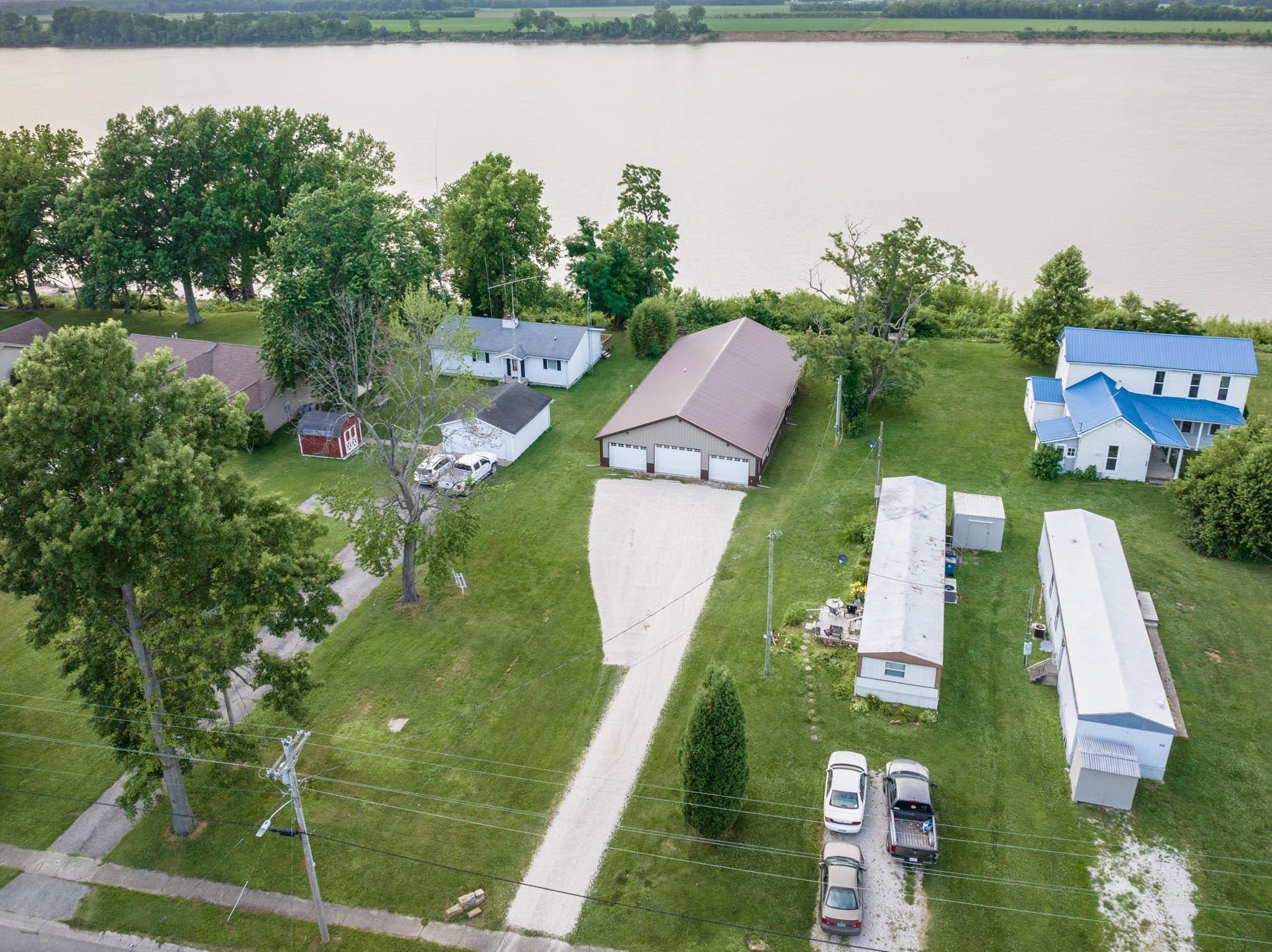 660 Market Street, Lewisport, Kentucky 42351, 2 Bedrooms Bedrooms, ,2 BathroomsBathrooms,Single Family Residence,For Sale,Market Street,91185
