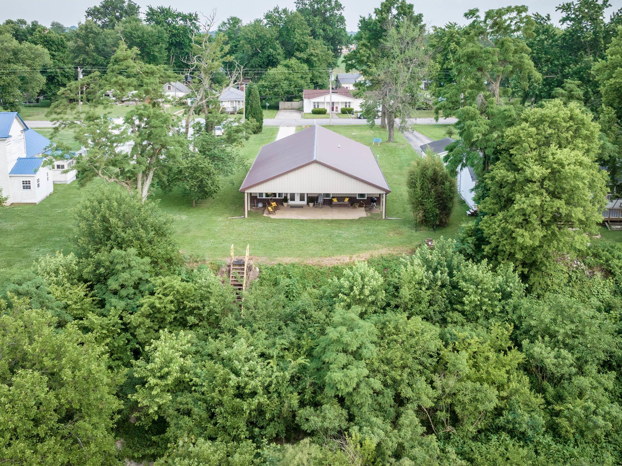 660 Market Street, Lewisport, Kentucky 42351, 2 Bedrooms Bedrooms, ,2 BathroomsBathrooms,Single Family Residence,For Sale,Market Street,91185