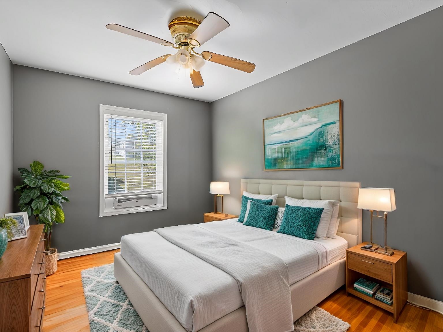 901 Seminary St., Madisonville, Kentucky 42431, 3 Bedrooms Bedrooms, ,1 BathroomBathrooms,Single Family Residence,For Sale,Seminary St.,91186