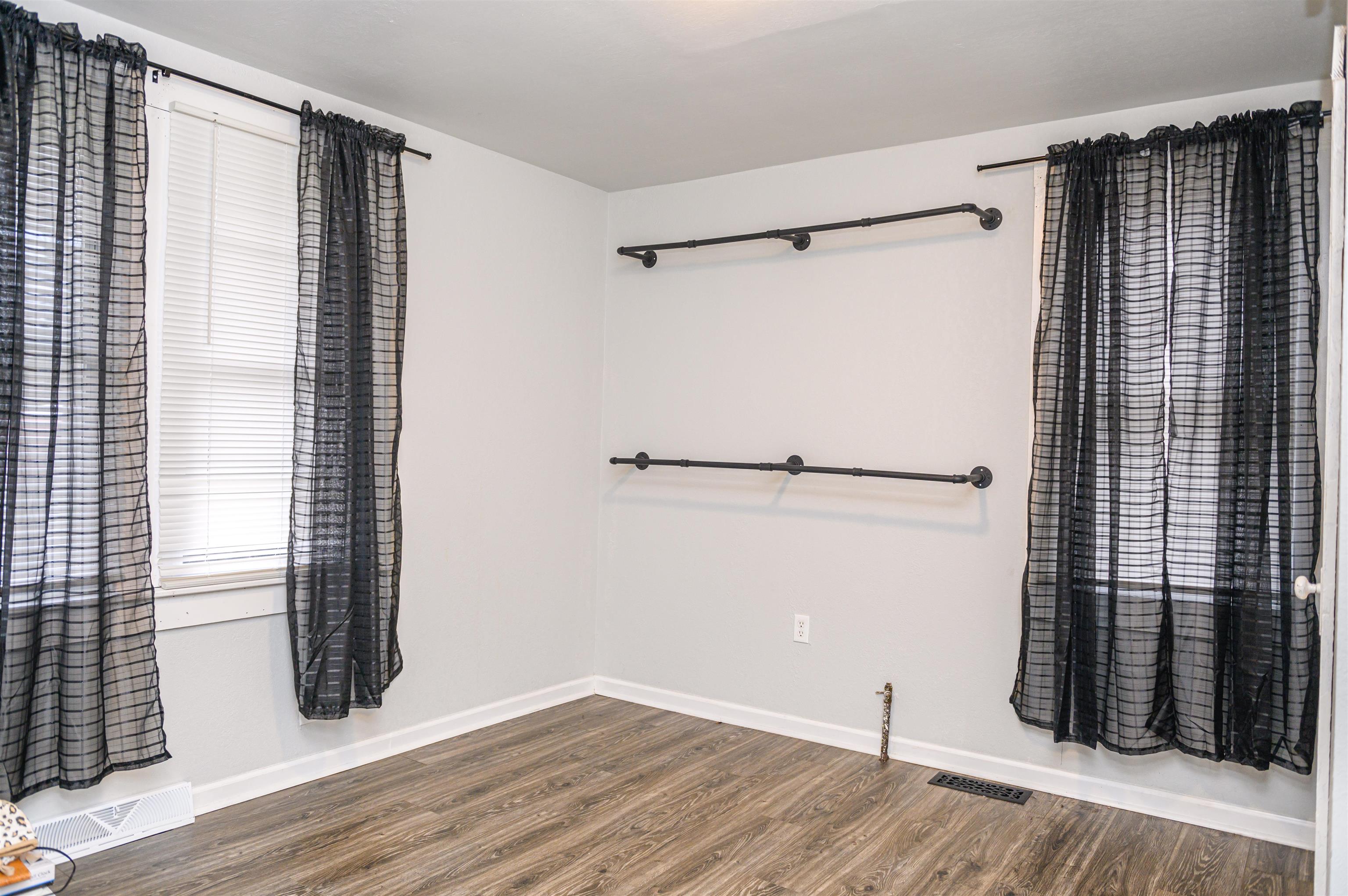 1740 Lee Court, Owensboro, Kentucky 42301, 3 Bedrooms Bedrooms, ,1 BathroomBathrooms,Single Family Residence,For Sale,Lee Court,91188