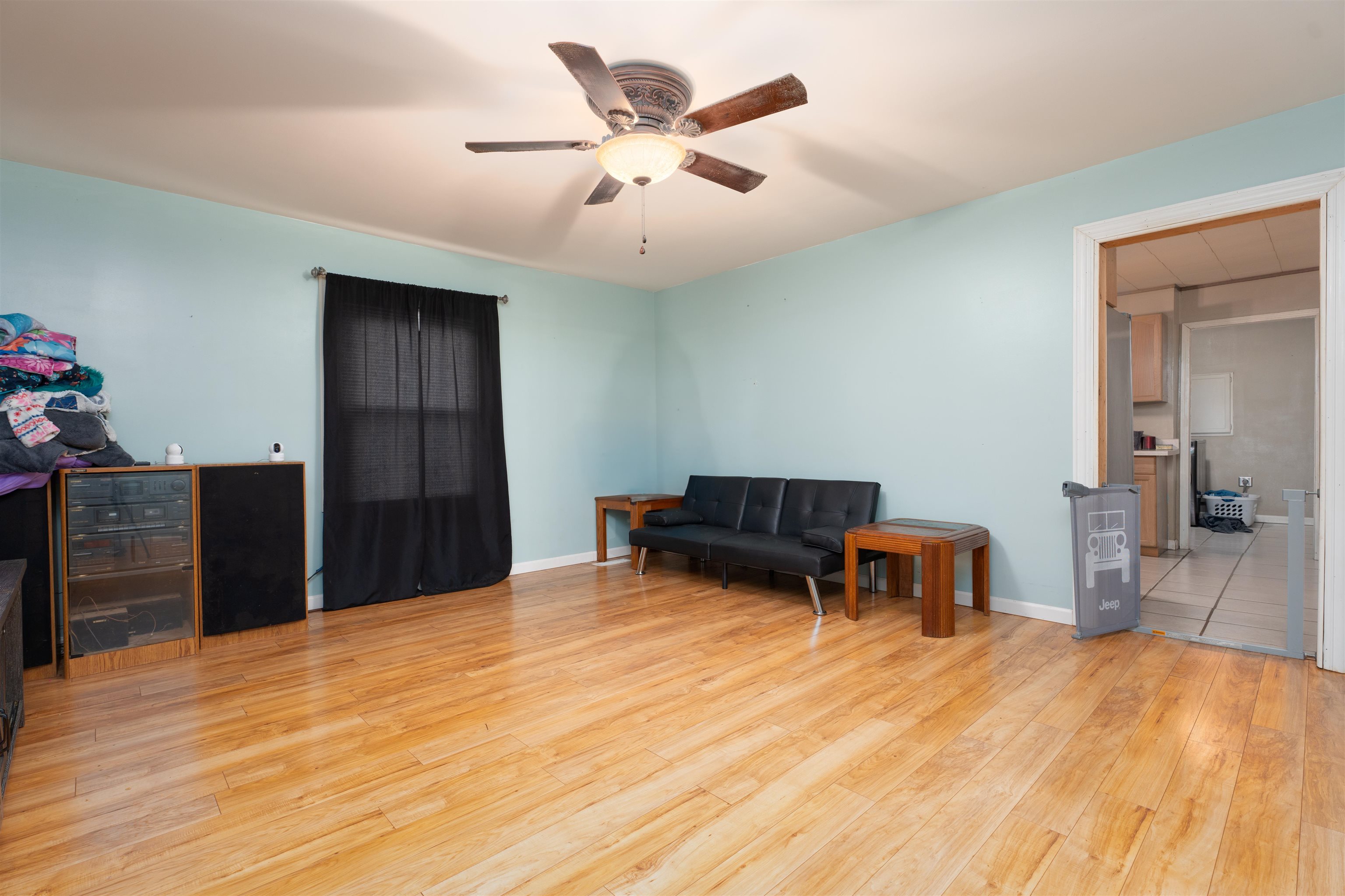 1524 Herr Ave, Owensboro, Kentucky 42301, 2 Bedrooms Bedrooms, ,1 BathroomBathrooms,Single Family Residence,For Sale,Herr Ave,91191