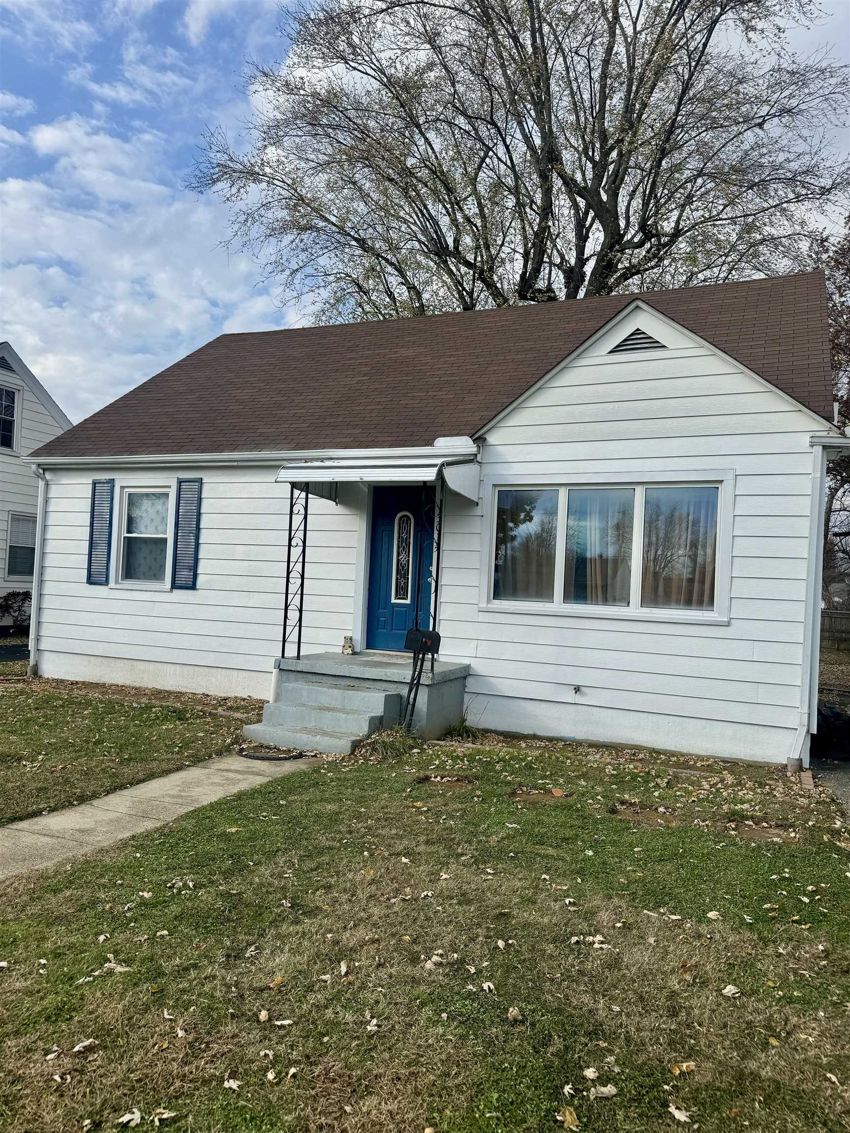 3014 Allen St, Owensboro, Kentucky 42303, 4 Bedrooms Bedrooms, ,1 BathroomBathrooms,Single Family Residence,For Sale,Allen St,91193