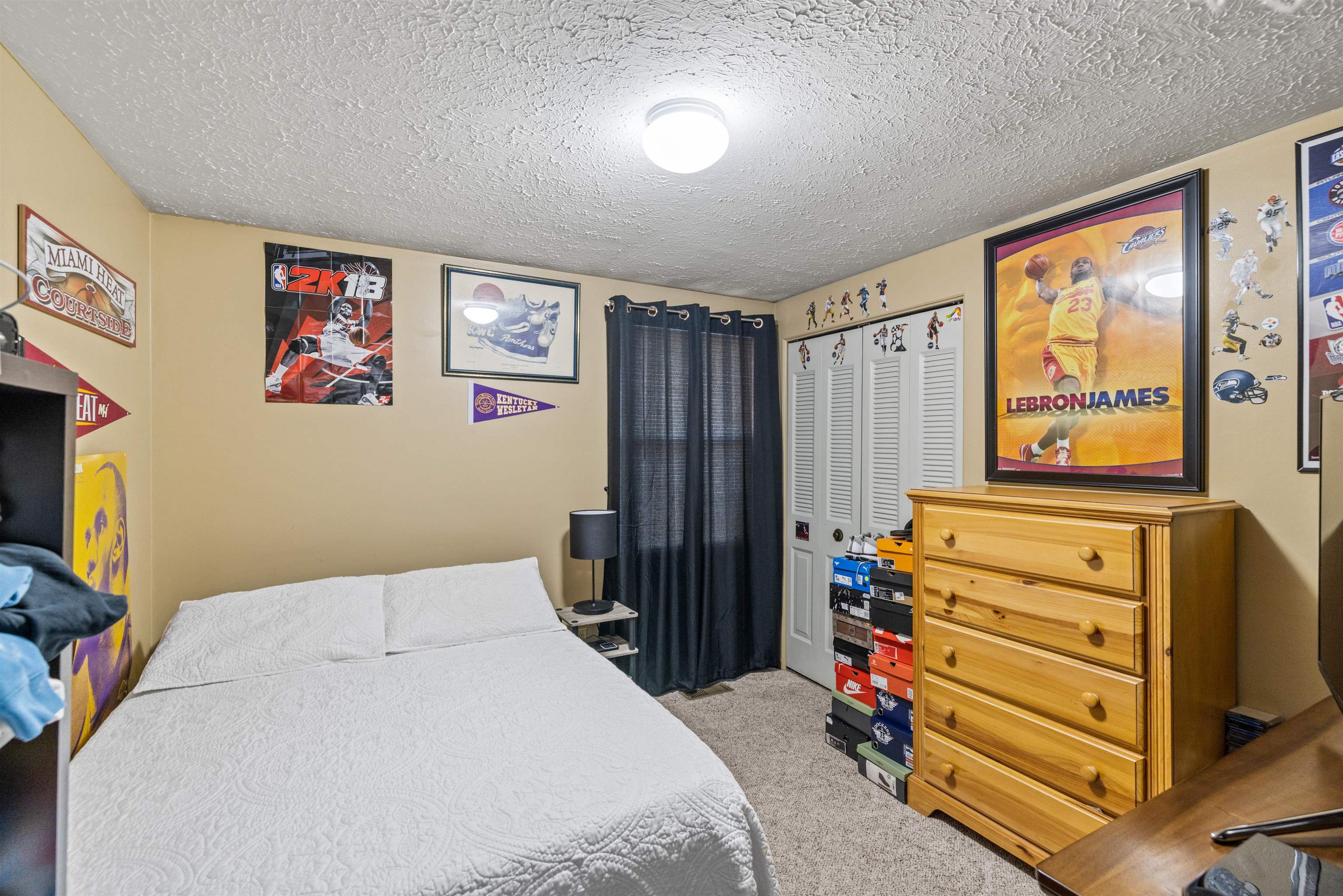433 Raintree Drive, Owensboro, Kentucky 42301, 3 Bedrooms Bedrooms, ,1 BathroomBathrooms,Single Family Residence,For Sale,Raintree Drive,91195