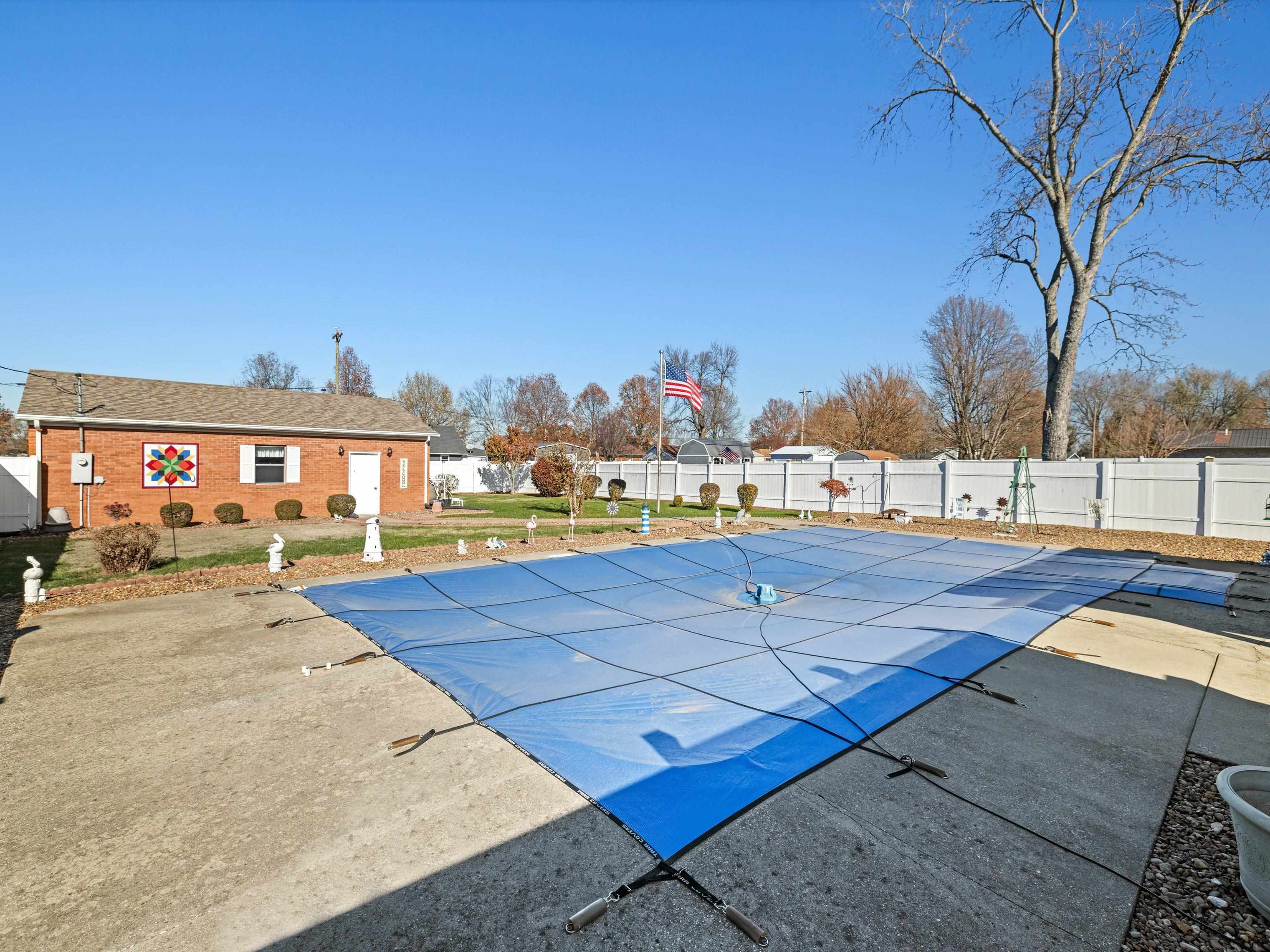 1390 Washington Ave, Lewisport, Kentucky 42351, 3 Bedrooms Bedrooms, ,1 BathroomBathrooms,Single Family Residence,For Sale,Washington Ave,91200