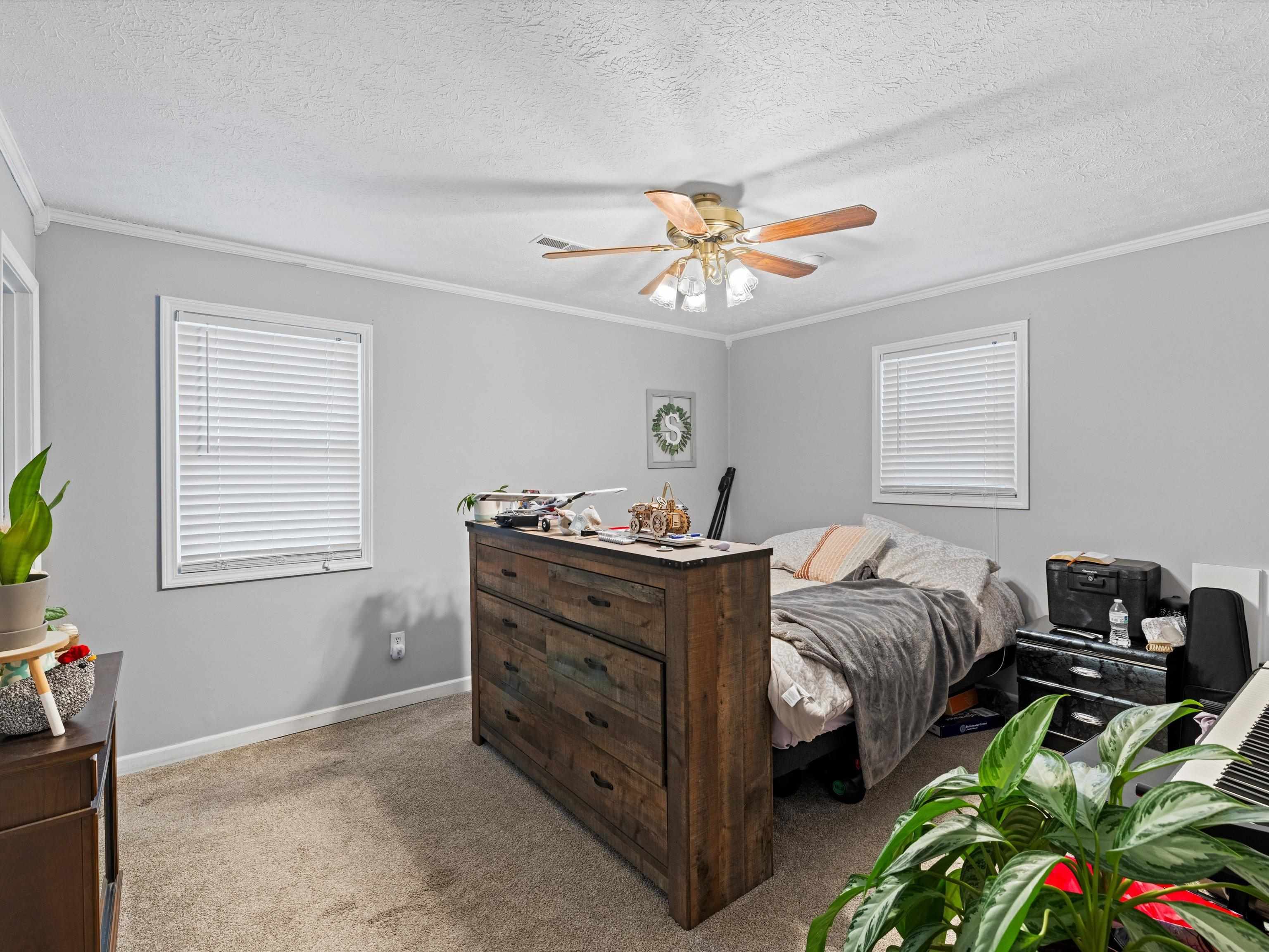 10228 Hall School Road, Owensboro, Kentucky 42301, 4 Bedrooms Bedrooms, ,2 BathroomsBathrooms,Single Family Residence,For Sale,Hall School Road,91203