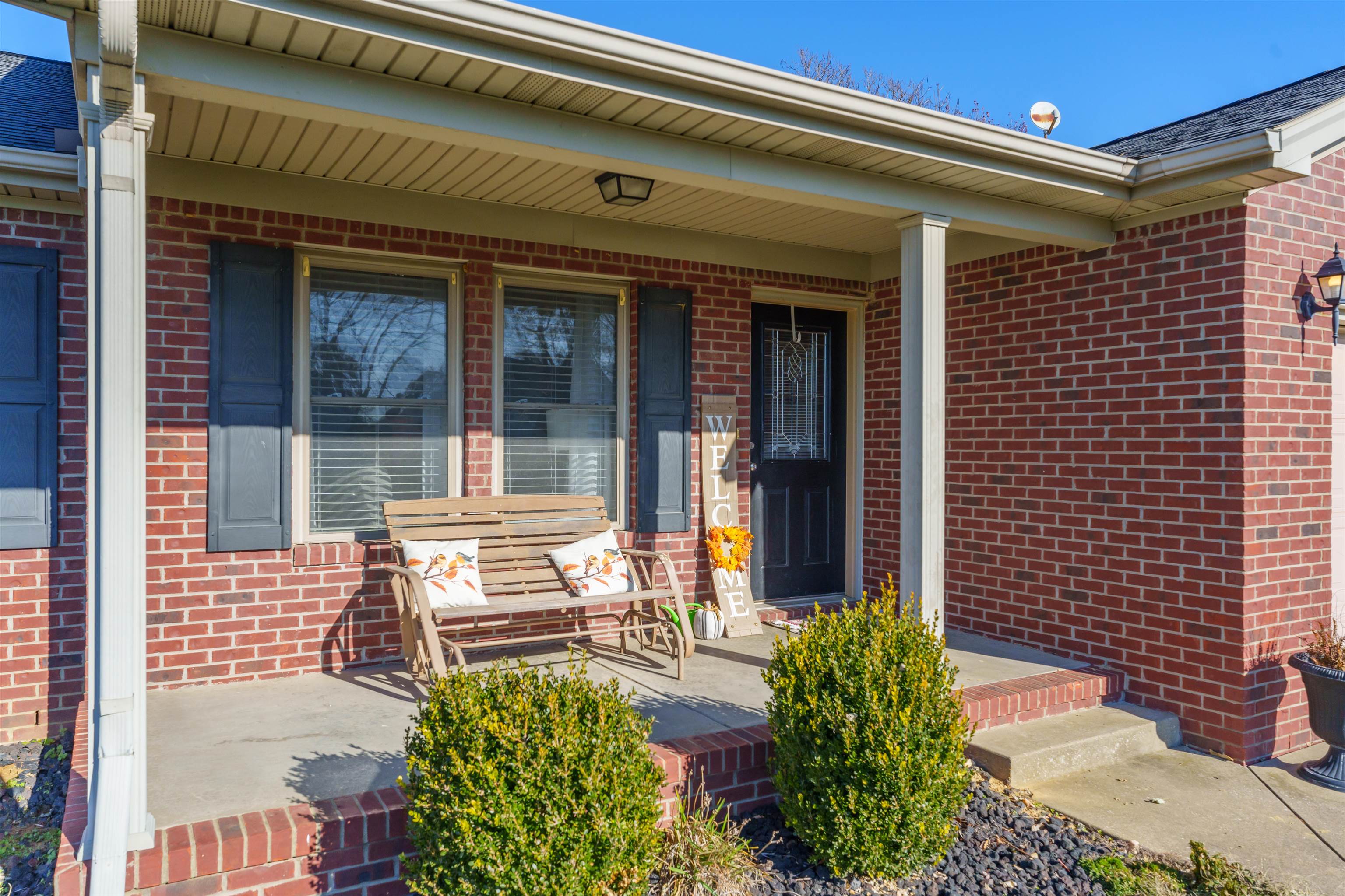 137 Partridge Loop, Owensboro, Kentucky 42301, 3 Bedrooms Bedrooms, ,2 BathroomsBathrooms,Single Family Residence,For Sale,Partridge Loop,91205