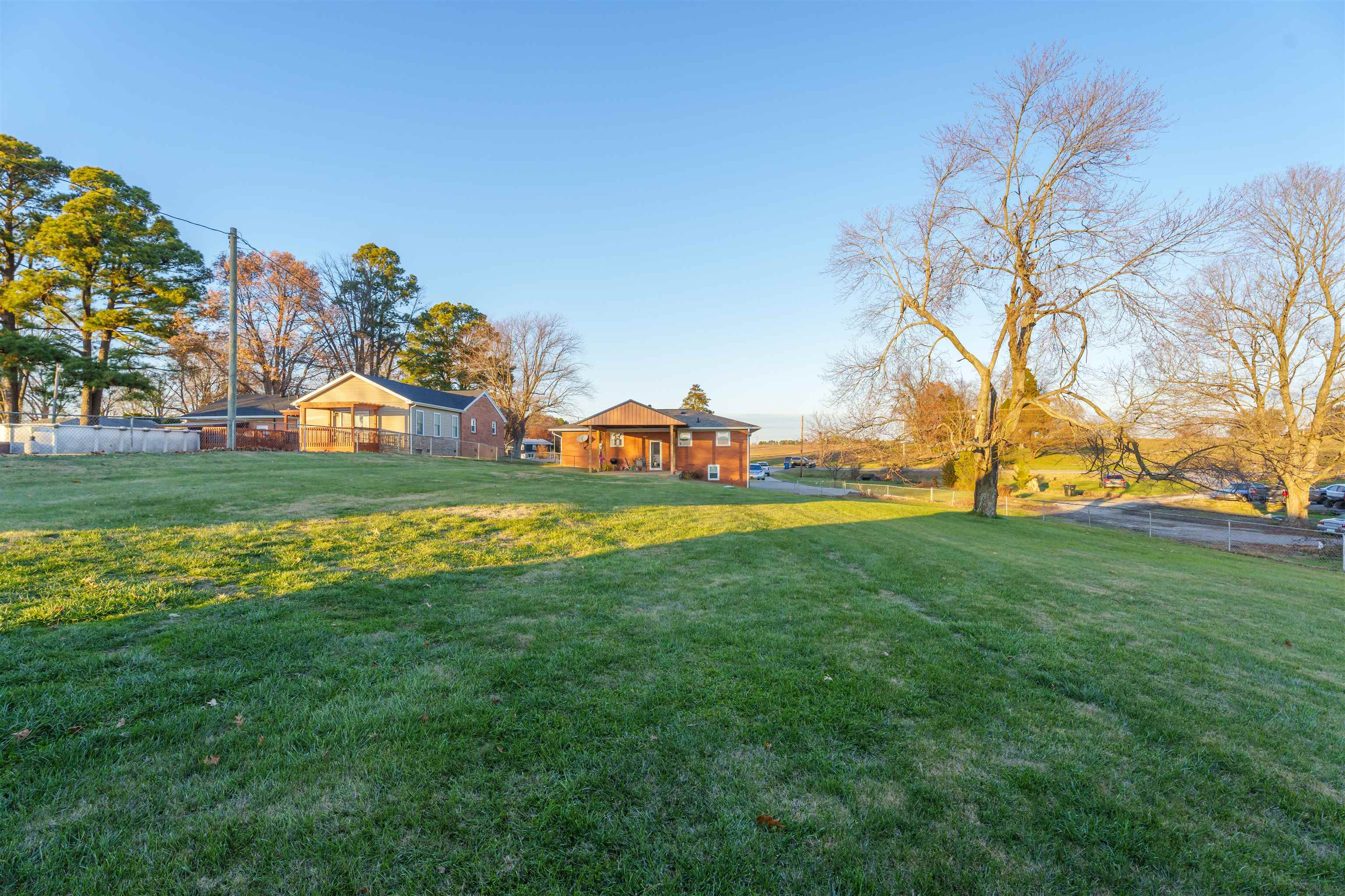 6738 Hwy 231, Utica, Kentucky 42376-0000, 3 Bedrooms Bedrooms, ,2 BathroomsBathrooms,Single Family Residence,For Sale,Hwy 231,91206