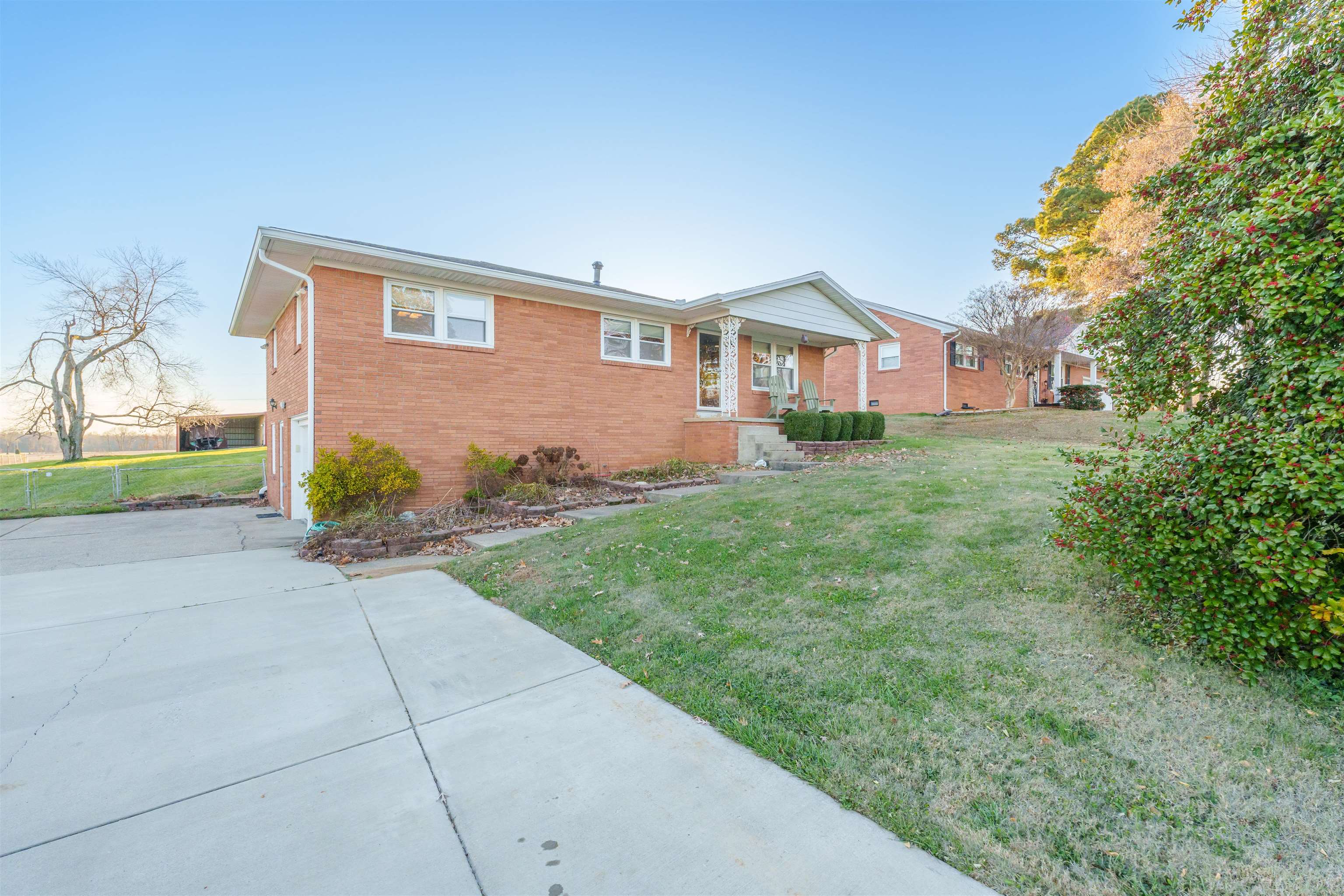 6738 Hwy 231, Utica, Kentucky 42376-0000, 3 Bedrooms Bedrooms, ,2 BathroomsBathrooms,Single Family Residence,For Sale,Hwy 231,91206