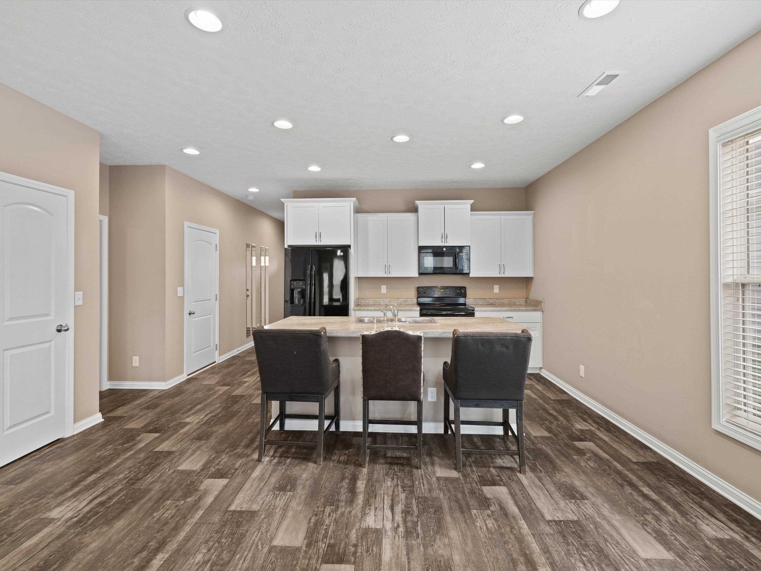 6427 Valley Brook Trace, Utica, Kentucky 42376, 3 Bedrooms Bedrooms, ,2 BathroomsBathrooms,Single Family Residence,For Sale,Valley Brook Trace,91211