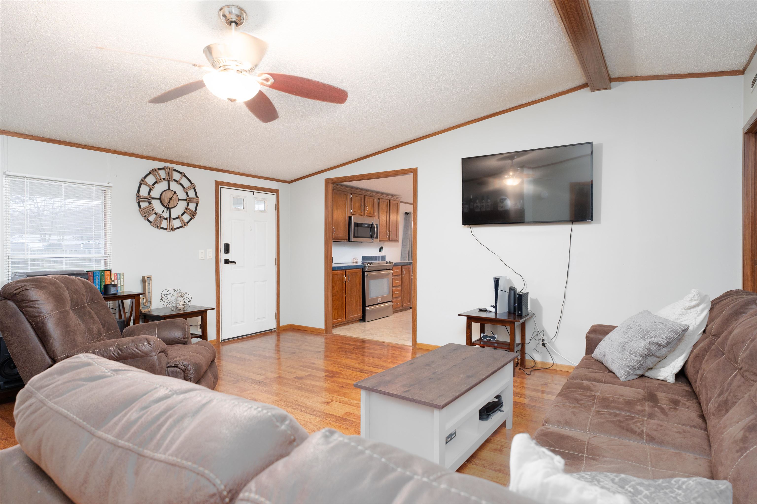4024 Creekside Court, Owensboro, Kentucky 42301, 3 Bedrooms Bedrooms, ,2 BathroomsBathrooms,Single Family Residence,For Sale,Creekside Court,91214