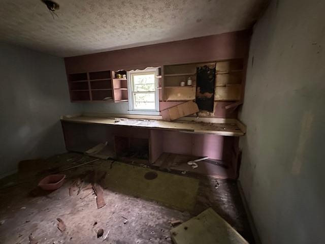 400 Lawler Road, Munfordville, Kentucky 42765, 2 Bedrooms Bedrooms, ,1 BathroomBathrooms,Single Family Residence,For Sale,Lawler Road,91215