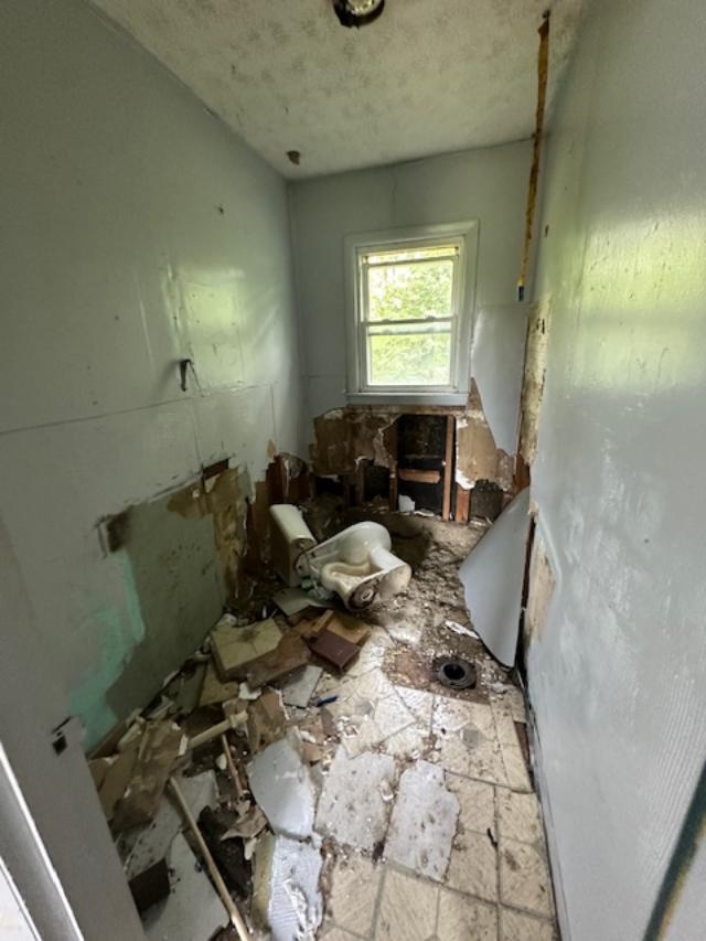 400 Lawler Road, Munfordville, Kentucky 42765, 2 Bedrooms Bedrooms, ,1 BathroomBathrooms,Single Family Residence,For Sale,Lawler Road,91215