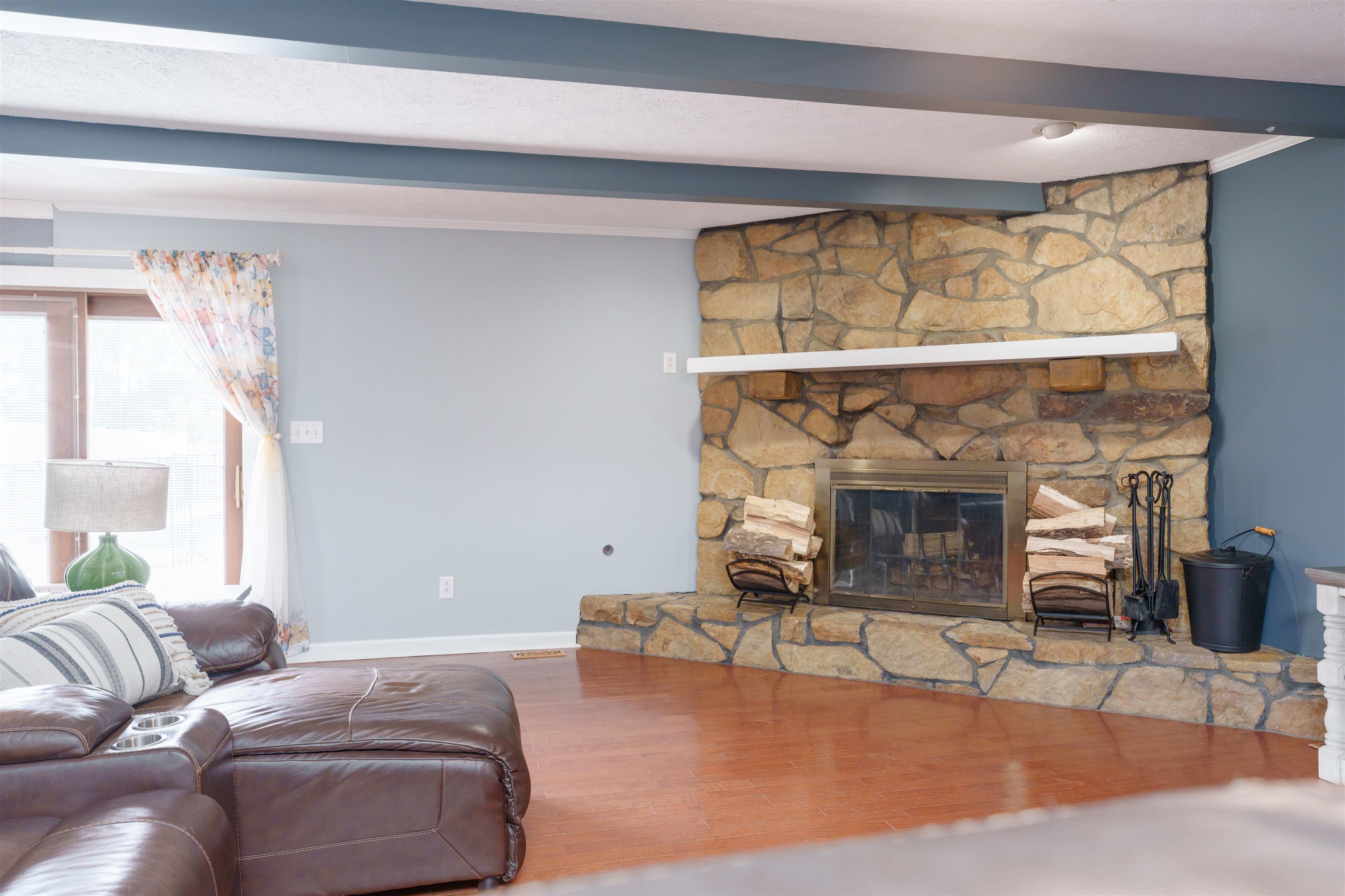 1161 Worthington Rd, Owensboro, Kentucky 42301, 4 Bedrooms Bedrooms, ,2 BathroomsBathrooms,Single Family Residence,For Sale,Worthington Rd,91216