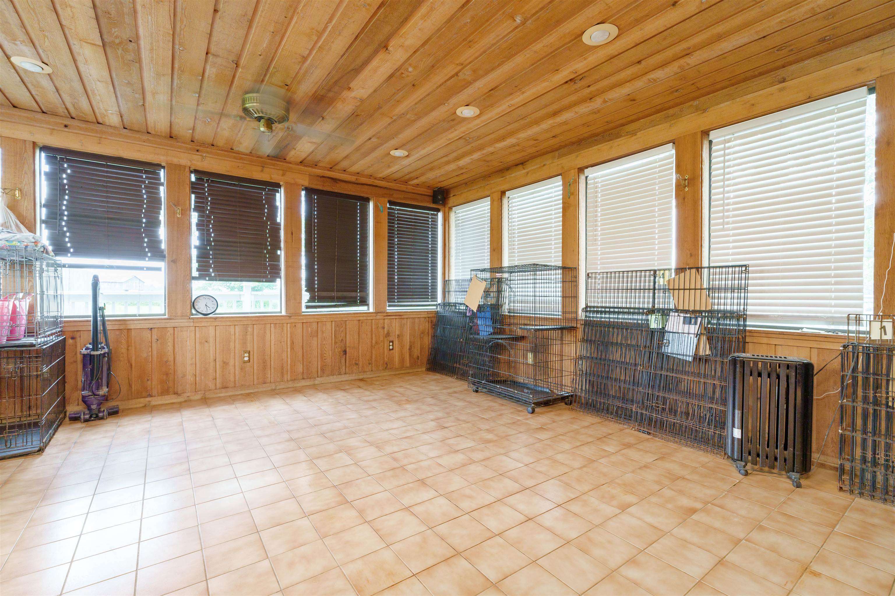 1161 Worthington Rd, Owensboro, Kentucky 42301, 4 Bedrooms Bedrooms, ,2 BathroomsBathrooms,Single Family Residence,For Sale,Worthington Rd,91216