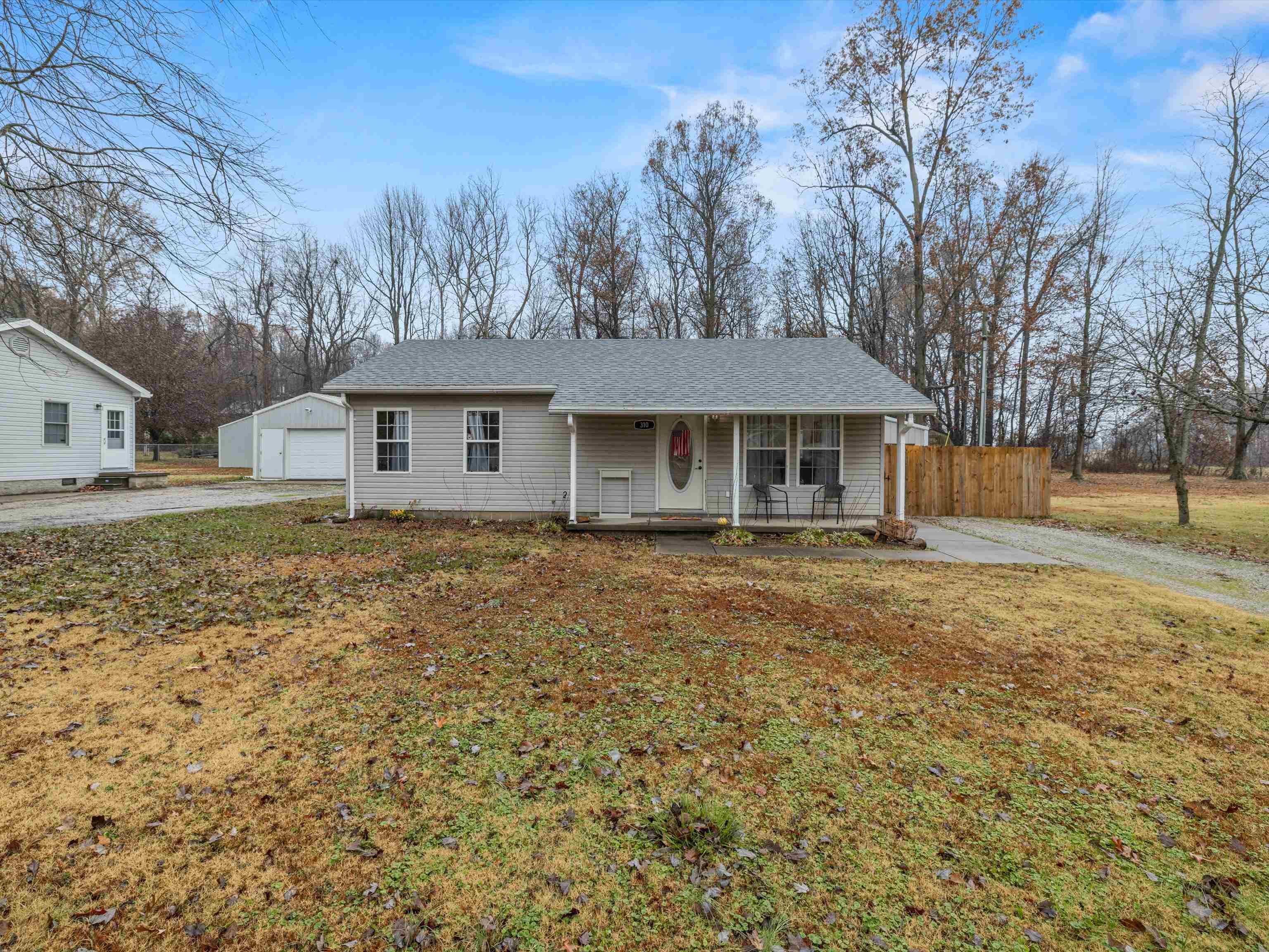310 Atherton Street, Livermore, Kentucky 42352, 2 Bedrooms Bedrooms, ,1 BathroomBathrooms,Single Family Residence,For Sale,Atherton Street,91222