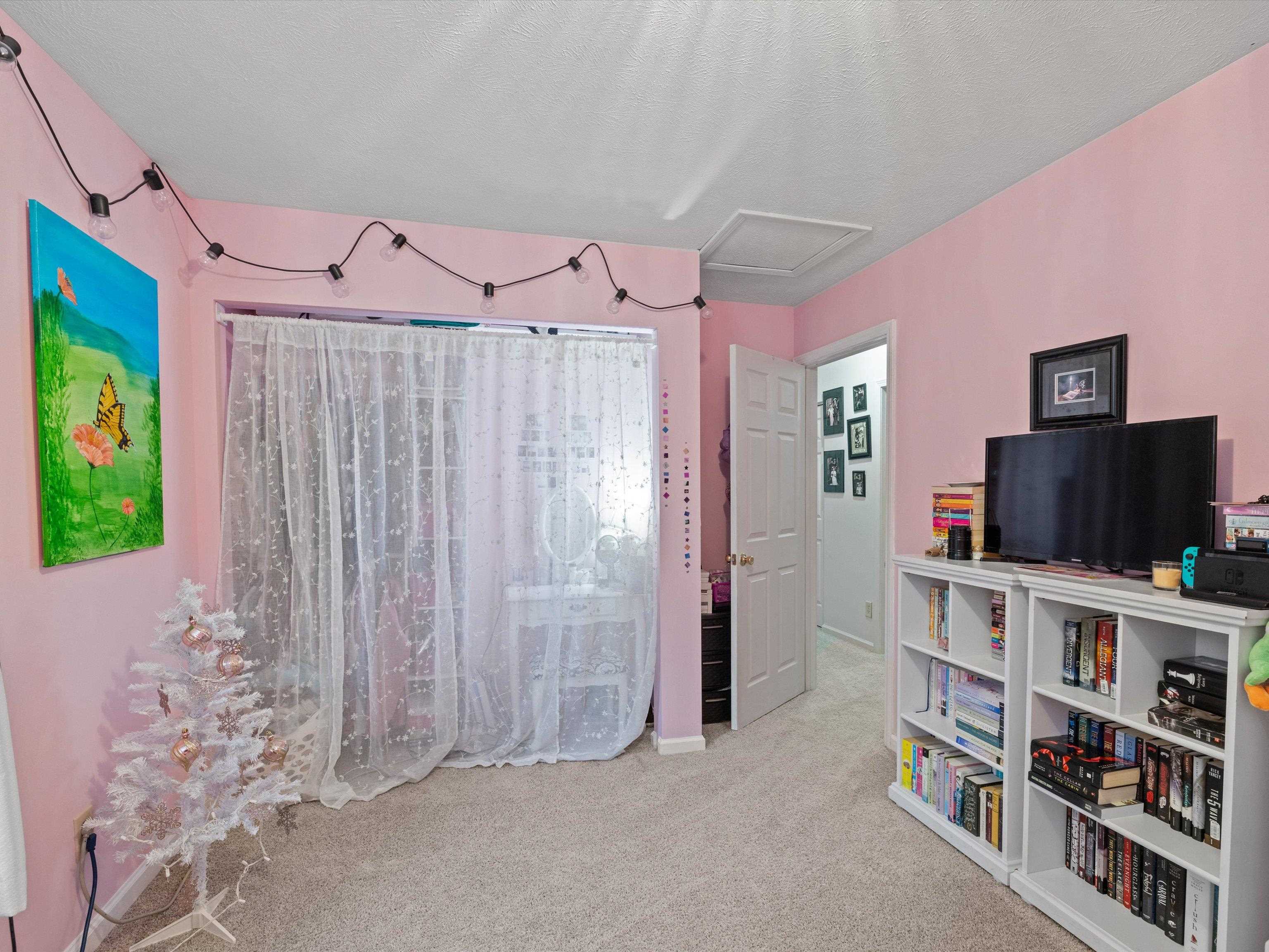 310 Atherton Street, Livermore, Kentucky 42352, 2 Bedrooms Bedrooms, ,1 BathroomBathrooms,Single Family Residence,For Sale,Atherton Street,91222