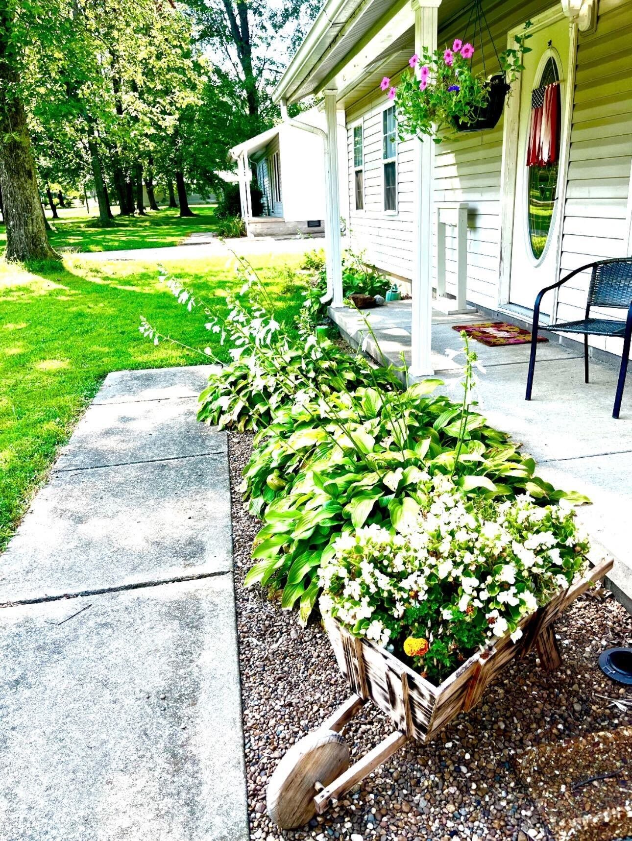 310 Atherton Street, Livermore, Kentucky 42352, 2 Bedrooms Bedrooms, ,1 BathroomBathrooms,Single Family Residence,For Sale,Atherton Street,91222
