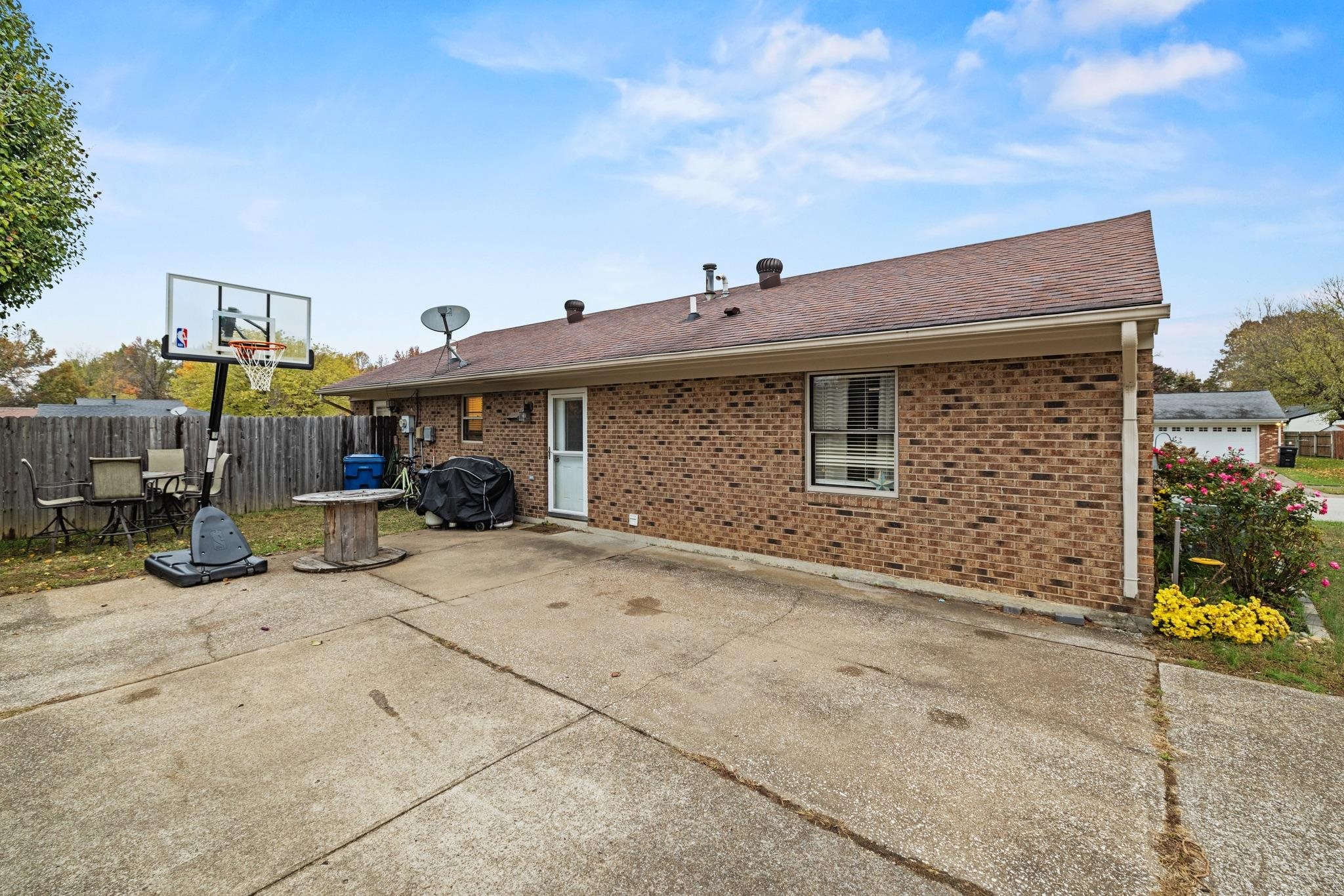 3414 Old Mill Lane, Owensboro, Kentucky 42303, 3 Bedrooms Bedrooms, ,1 BathroomBathrooms,Single Family Residence,For Sale,Old Mill Lane,91225
