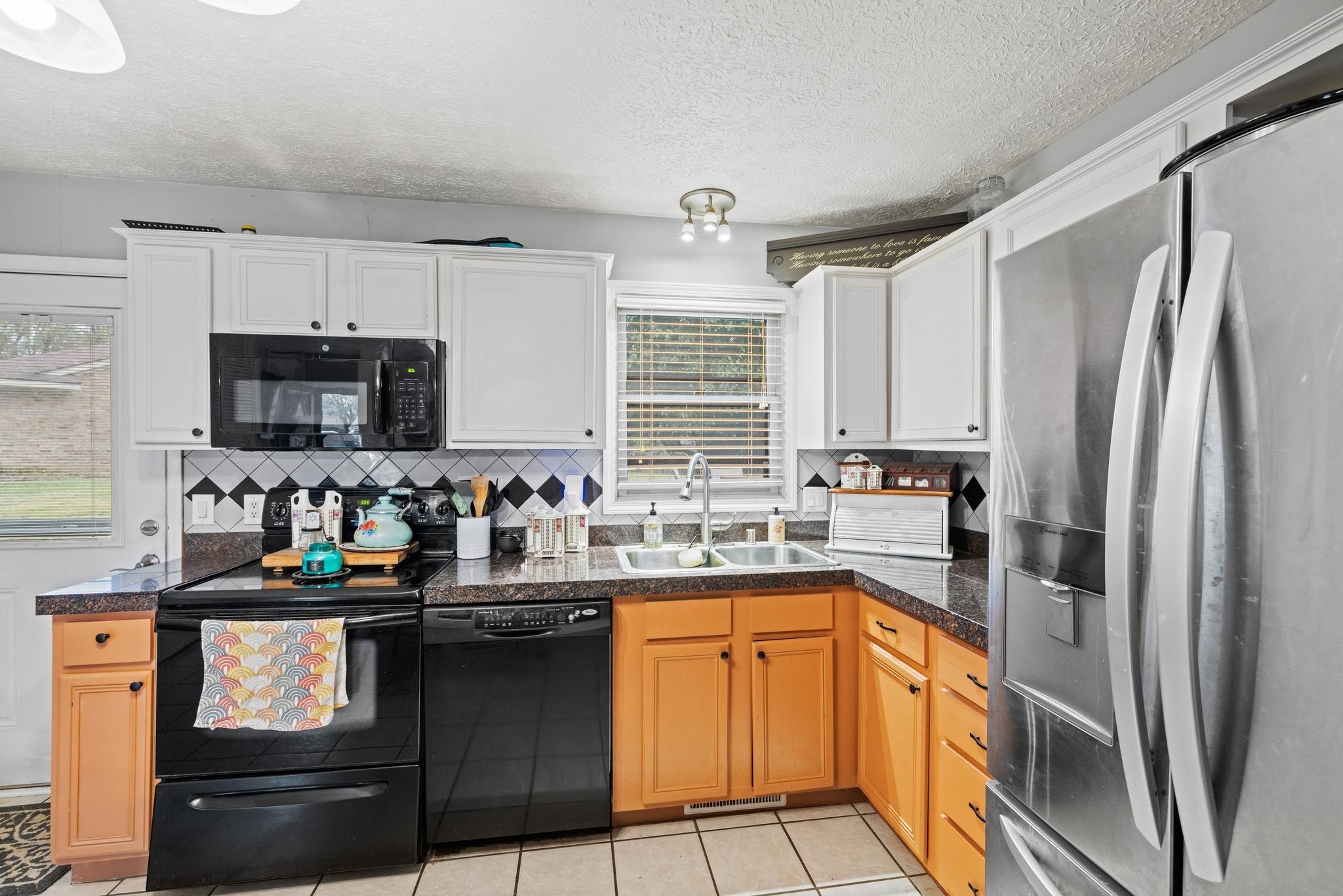 3414 Old Mill Lane, Owensboro, Kentucky 42303, 3 Bedrooms Bedrooms, ,1 BathroomBathrooms,Single Family Residence,For Sale,Old Mill Lane,91225
