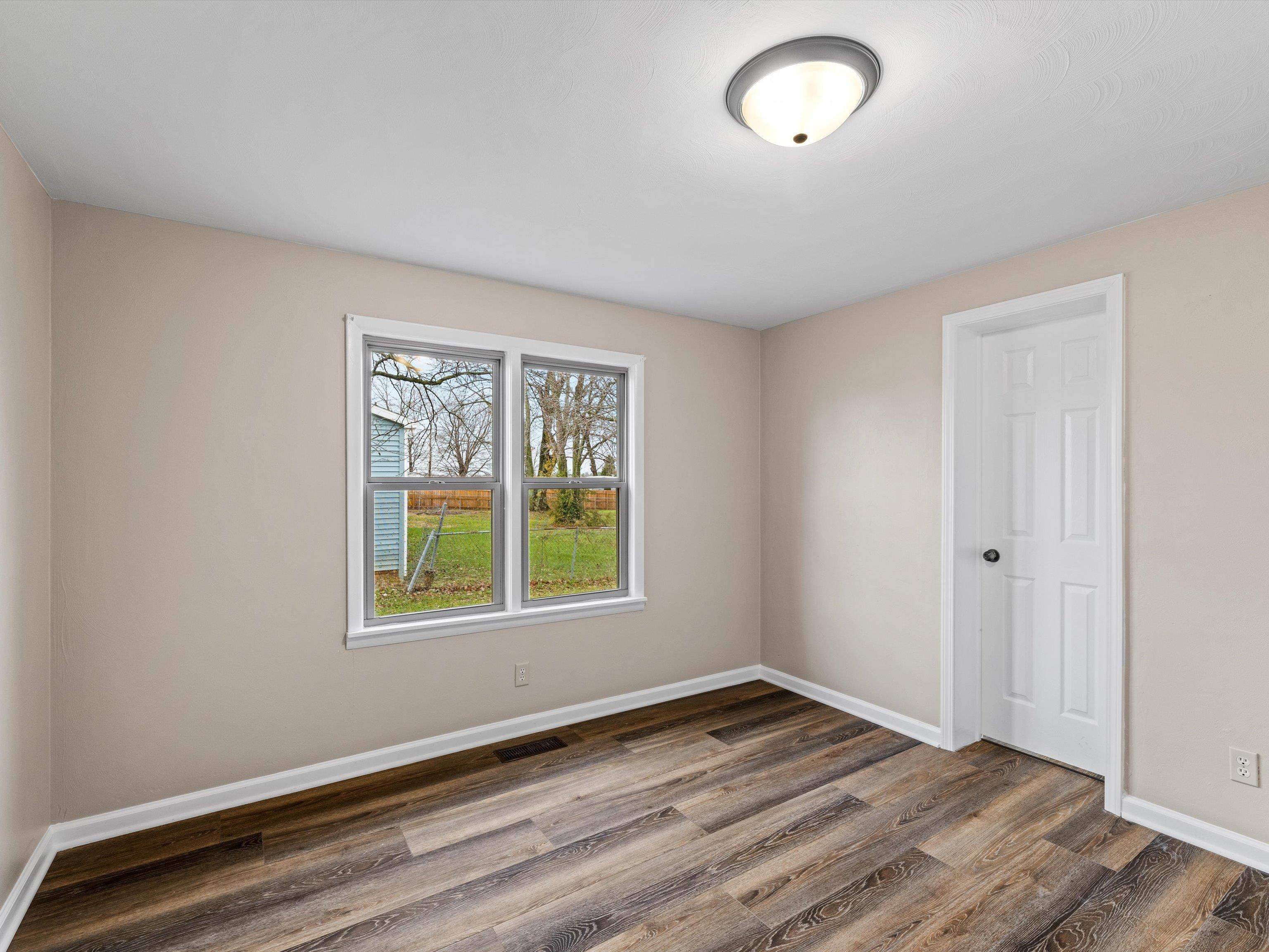 5221 Highway 56, Owensboro, Kentucky 42301, 3 Bedrooms Bedrooms, ,2 BathroomsBathrooms,Ranch,For Sale,Highway 56,91227
