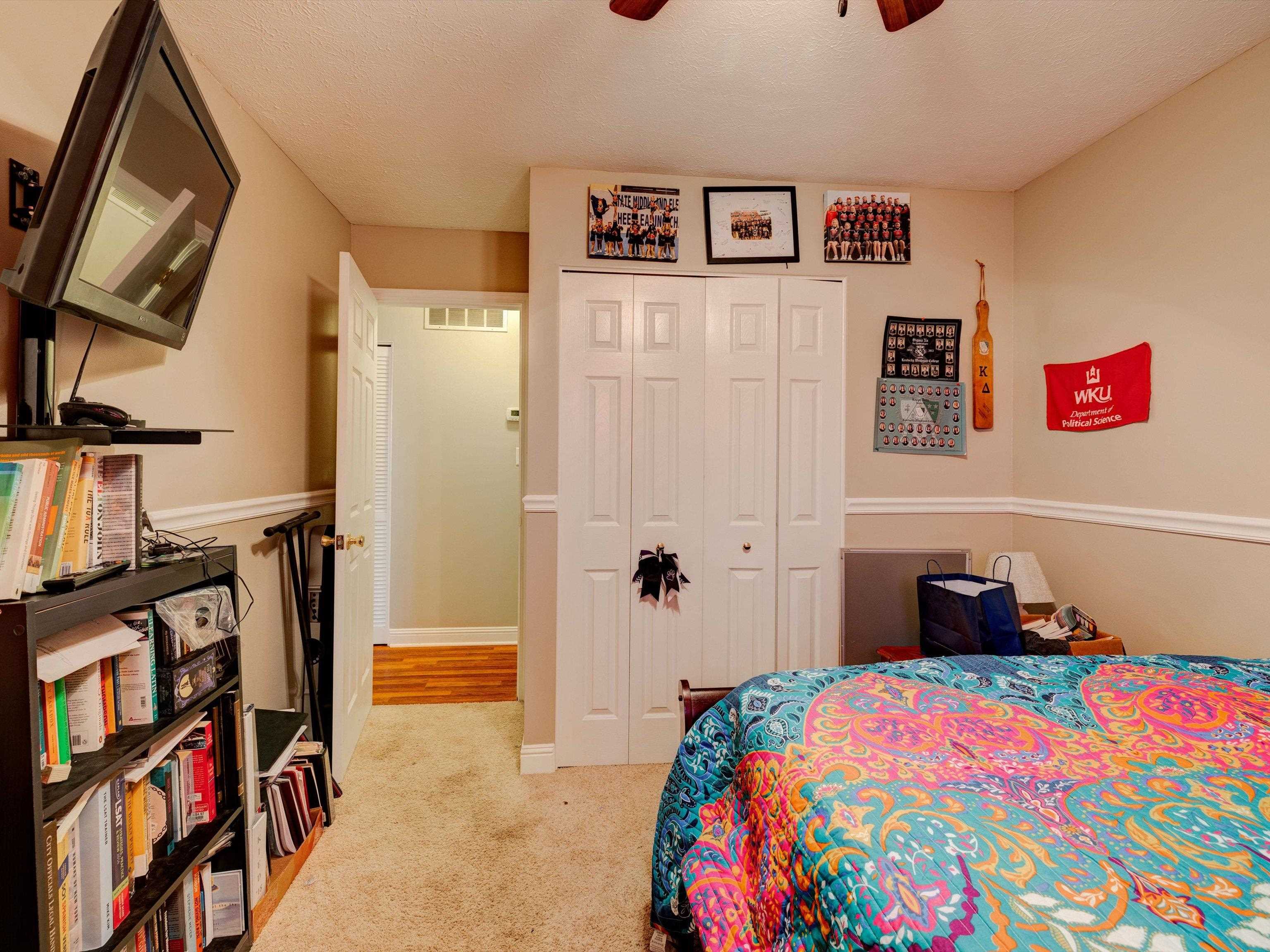 3813 Raintree Dr, Owensboro, Kentucky 42301, 3 Bedrooms Bedrooms, ,2 BathroomsBathrooms,Single Family Residence,For Sale,Raintree Dr,91230