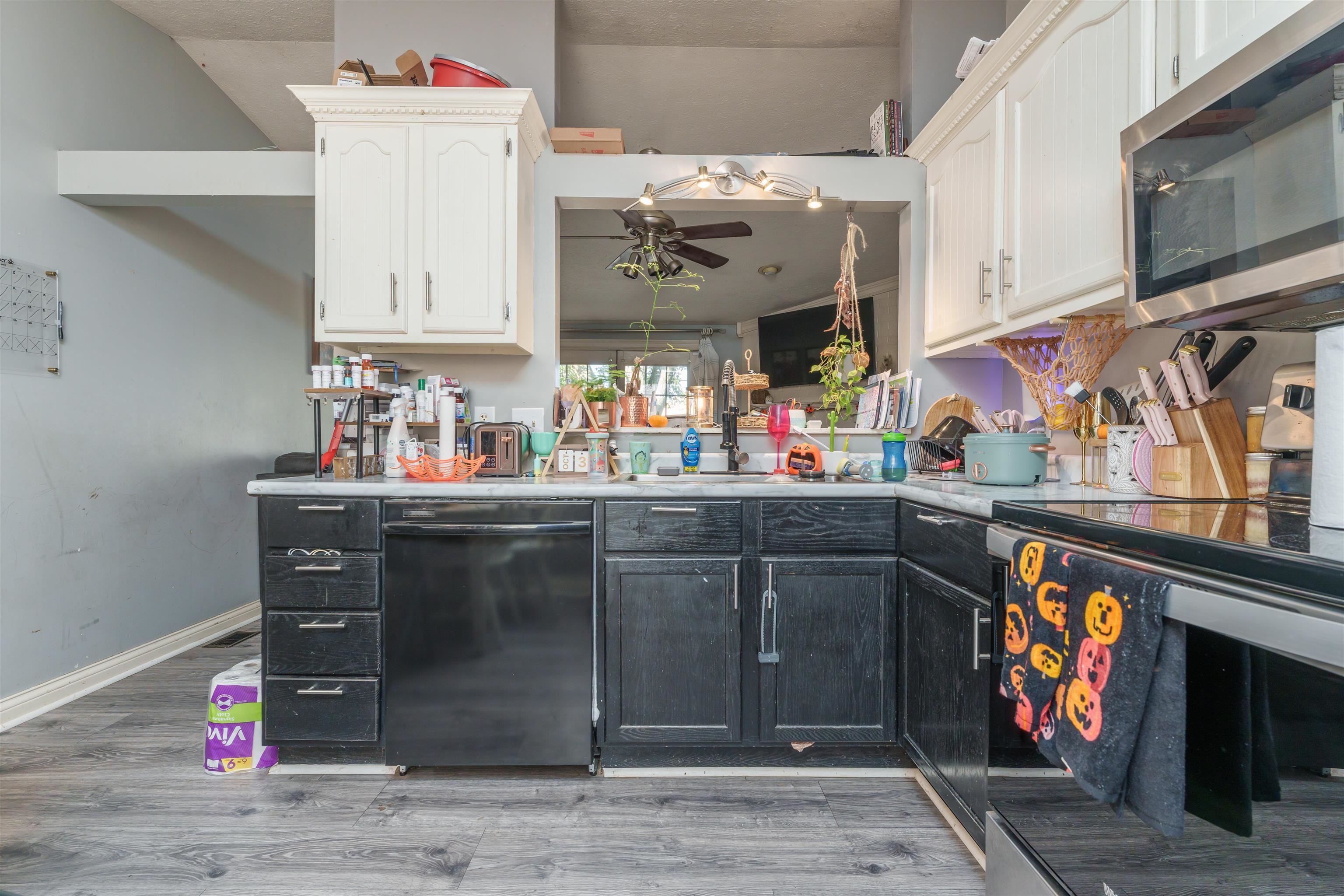 2413 Strickland Dr., Owensboro, Kentucky 42301, 3 Bedrooms Bedrooms, ,1 BathroomBathrooms,Single Family Residence,For Sale,Strickland Dr.,91231