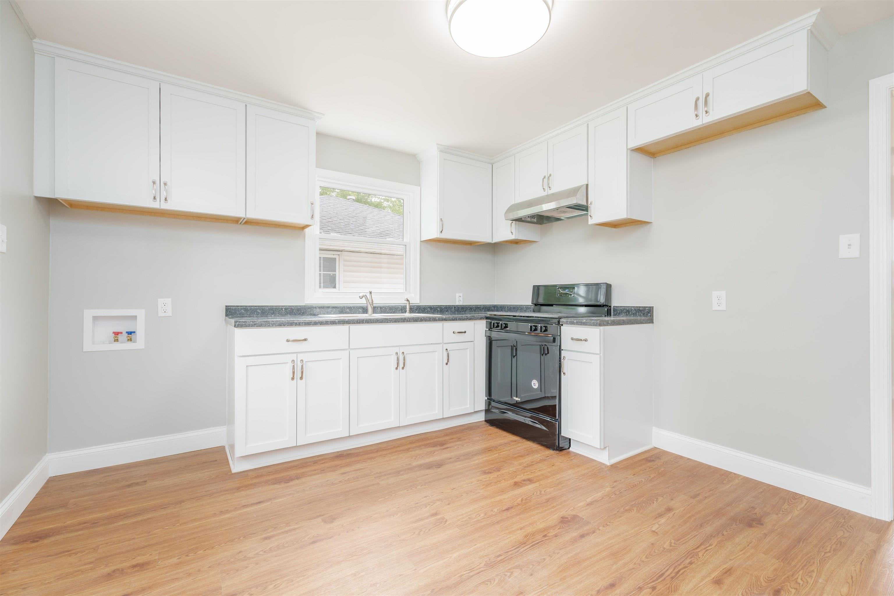1329 Carter Rd, Owensboro, Kentucky 42301, 3 Bedrooms Bedrooms, ,1 BathroomBathrooms,Single Family Residence,For Sale,Carter Rd,91232