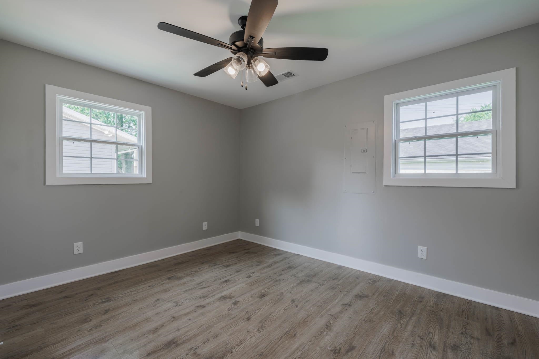 660 Fargo St., Owensboro, Kentucky 42301, 3 Bedrooms Bedrooms, ,1 BathroomBathrooms,Single Family Residence,For Sale,Fargo St.,91233