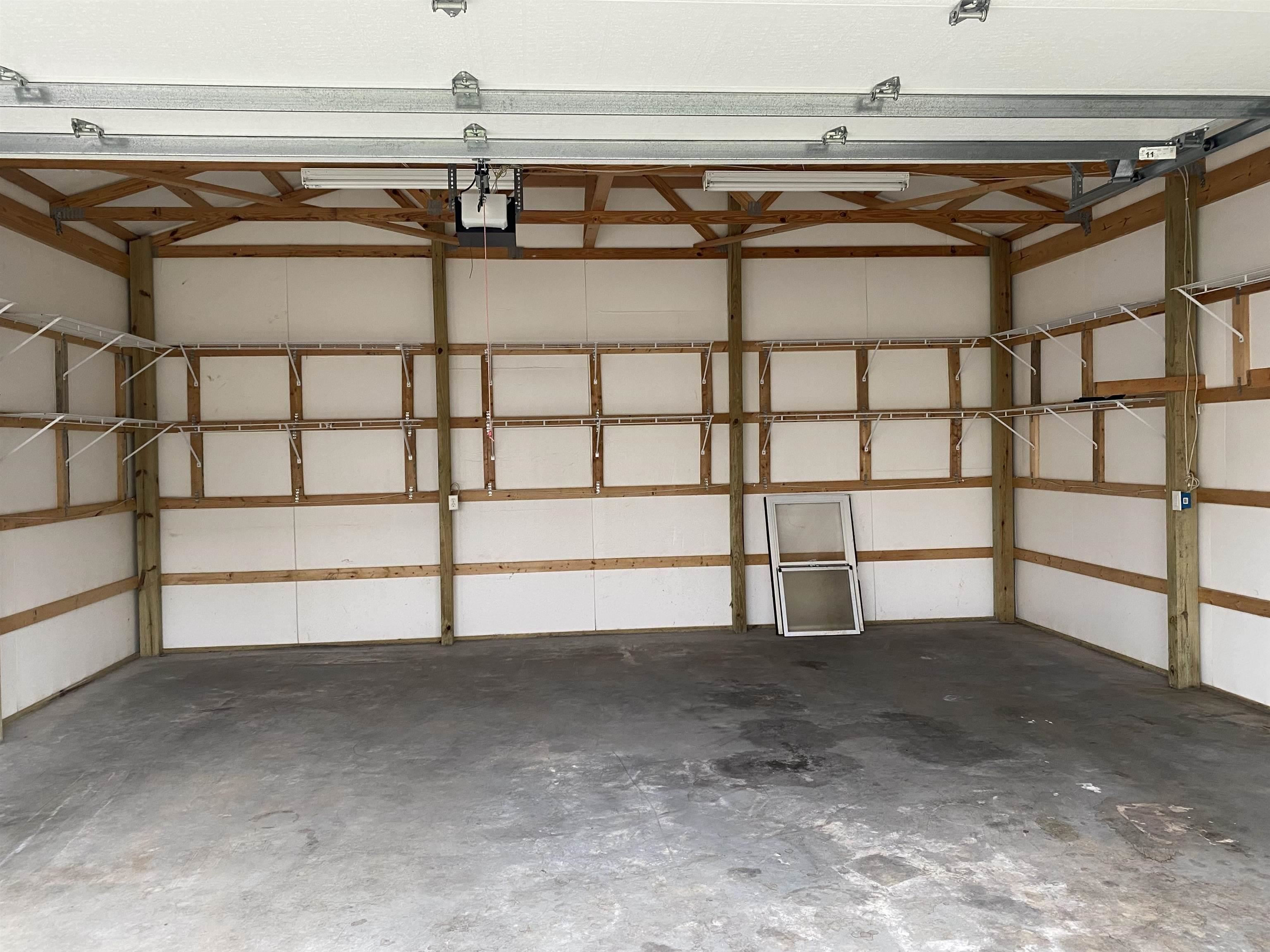 330 27th Avenue, Daviess Co, Kentucky 42301, 2 Bedrooms Bedrooms, ,1 BathroomBathrooms,Single Family Residence,For Sale,27th Avenue,91236