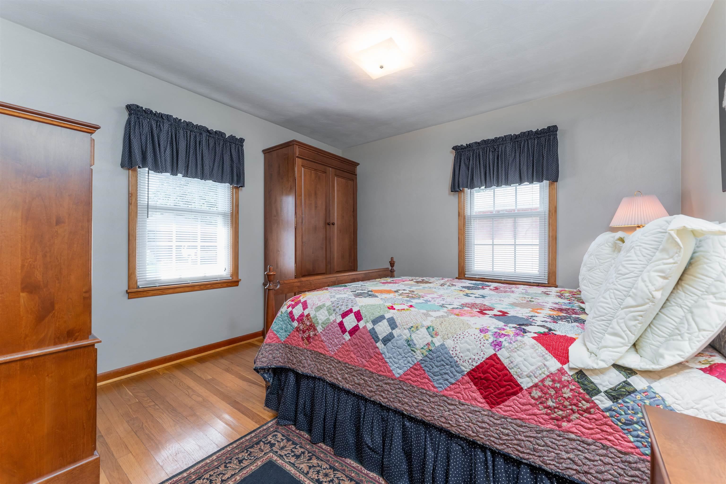 3825 steele, Owensboro, Kentucky 42303, 3 Bedrooms Bedrooms, ,1 BathroomBathrooms,Single Family Residence,For Sale,steele,91237