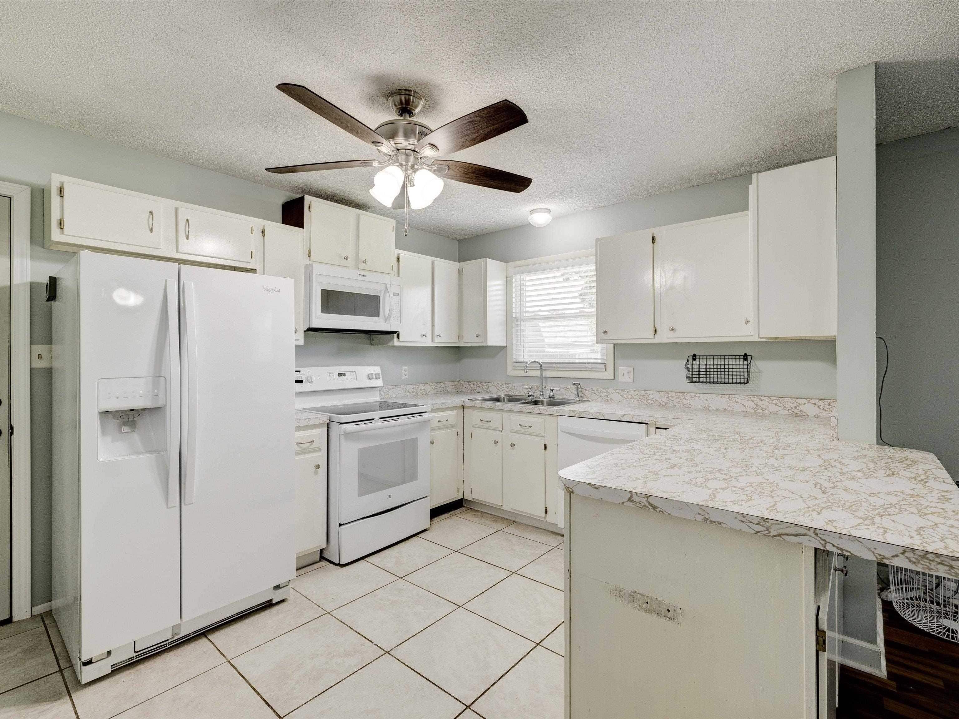 153 Hummingbird, Owensboro, Kentucky 42301, 3 Bedrooms Bedrooms, ,1 BathroomBathrooms,Single Family Residence,For Sale,Hummingbird,91240