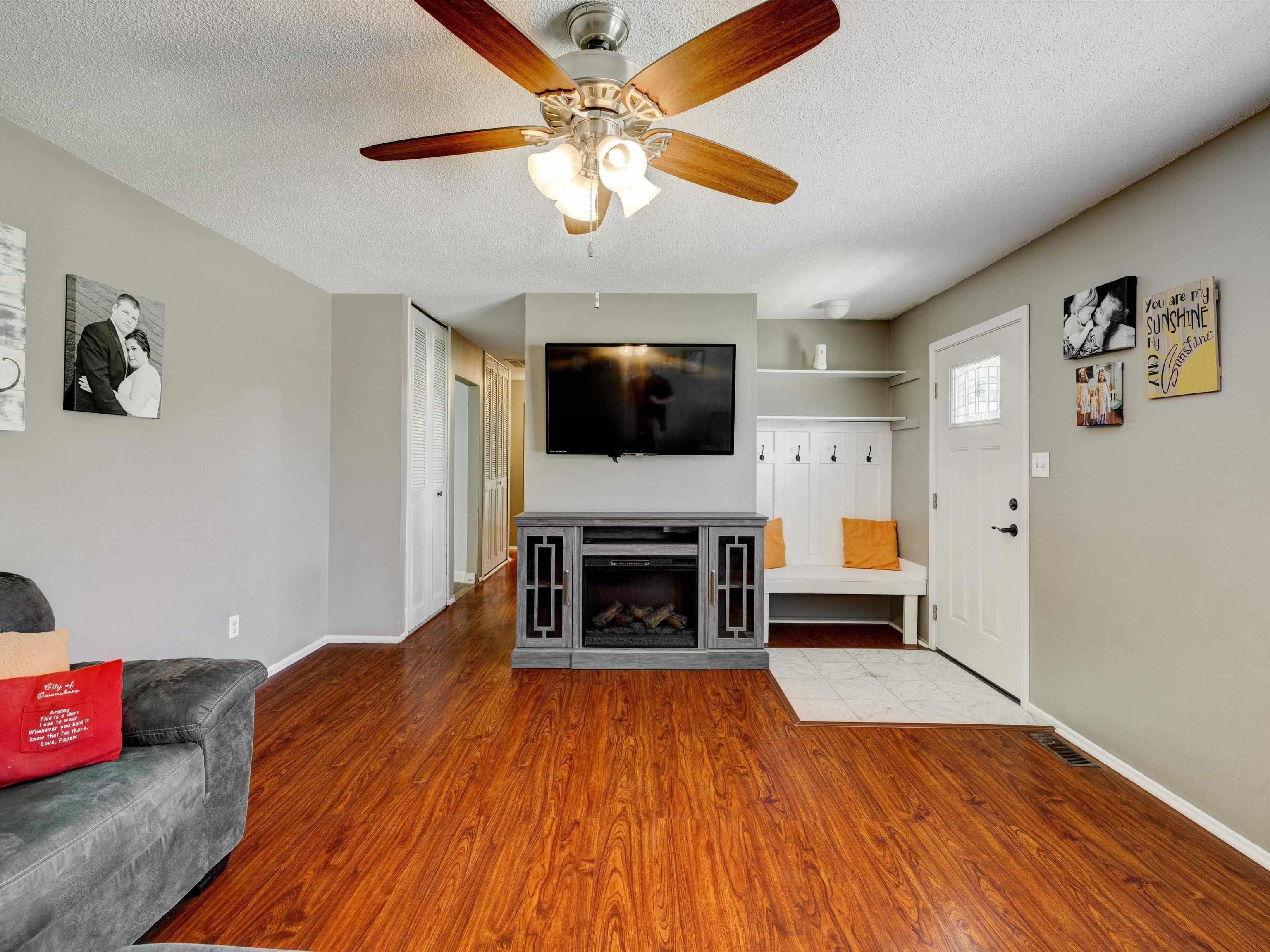 153 Hummingbird, Owensboro, Kentucky 42301, 3 Bedrooms Bedrooms, ,1 BathroomBathrooms,Single Family Residence,For Sale,Hummingbird,91240