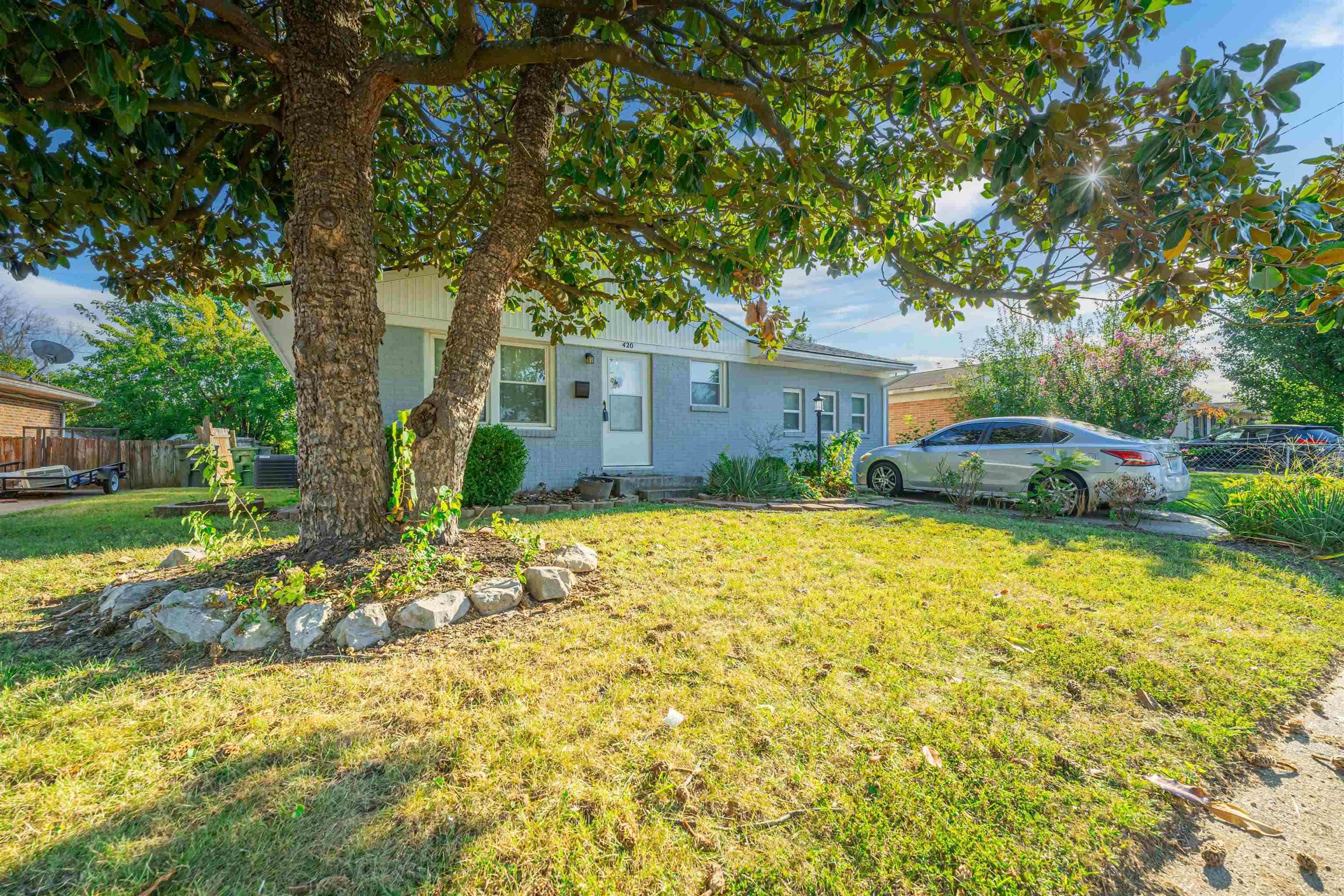 420 Catalina Drive, Owensboro, Kentucky 42303, 3 Bedrooms Bedrooms, ,1 BathroomBathrooms,Single Family Residence,For Sale,Catalina Drive,91244