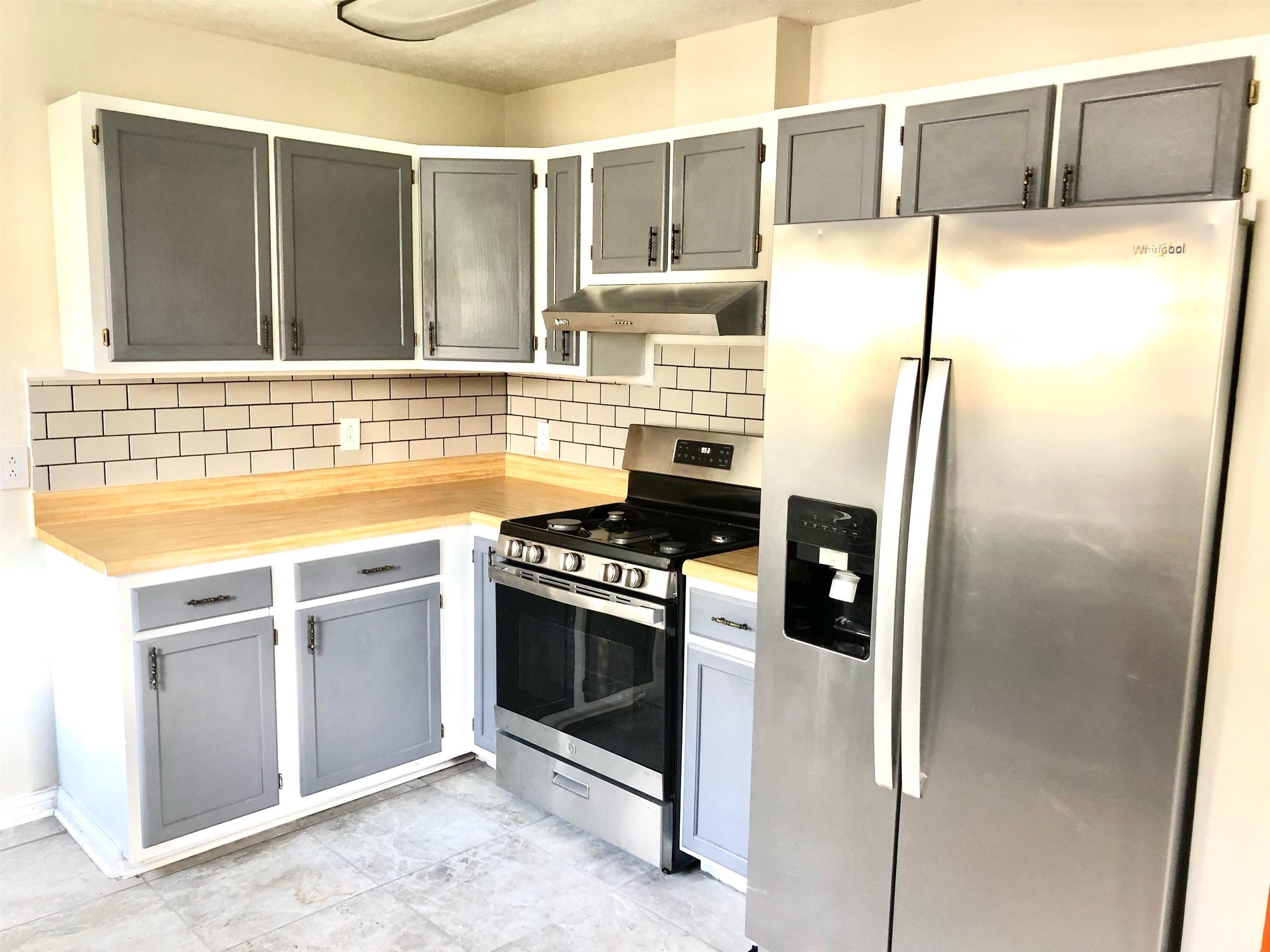 1623 5th Street, Owensboro, Kentucky 42301, 3 Bedrooms Bedrooms, ,1 BathroomBathrooms,Single Family Residence,For Sale,5th Street,91245