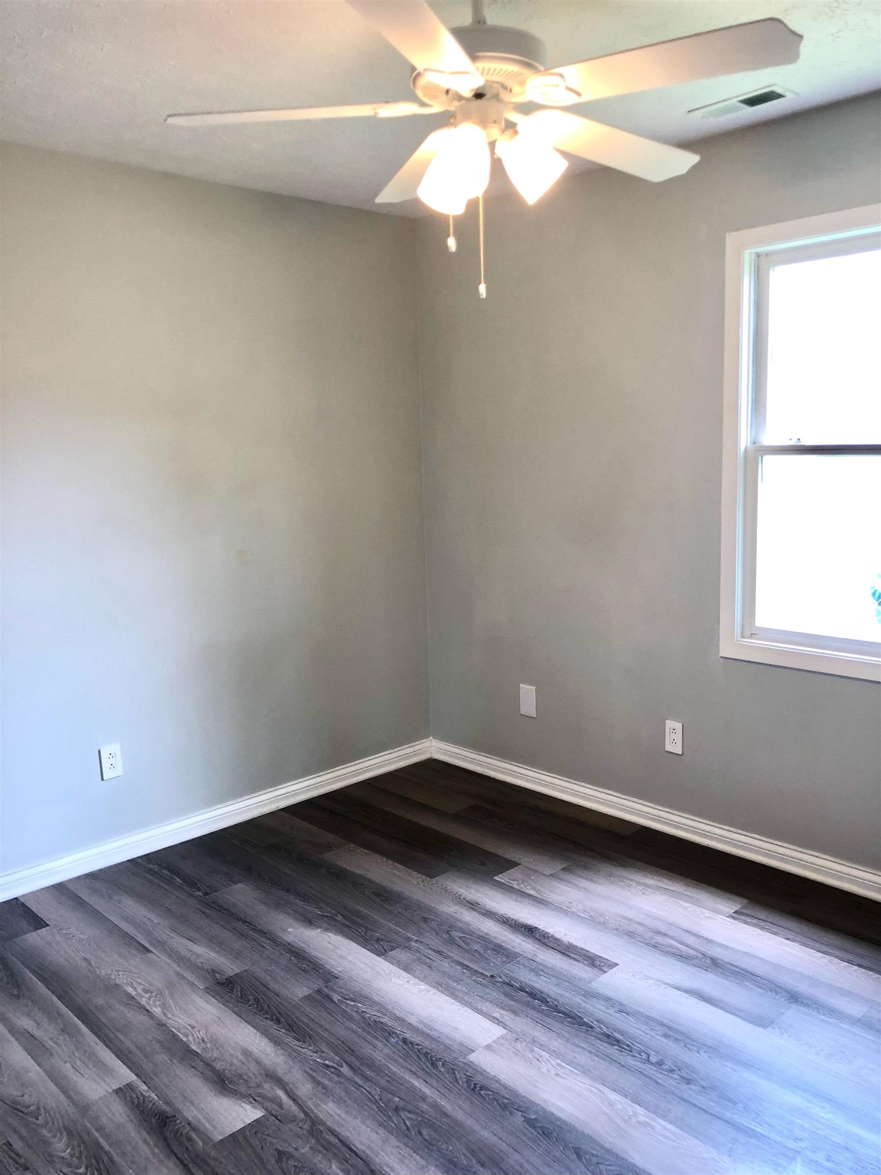 1623 5th Street, Owensboro, Kentucky 42301, 3 Bedrooms Bedrooms, ,1 BathroomBathrooms,Single Family Residence,For Sale,5th Street,91245