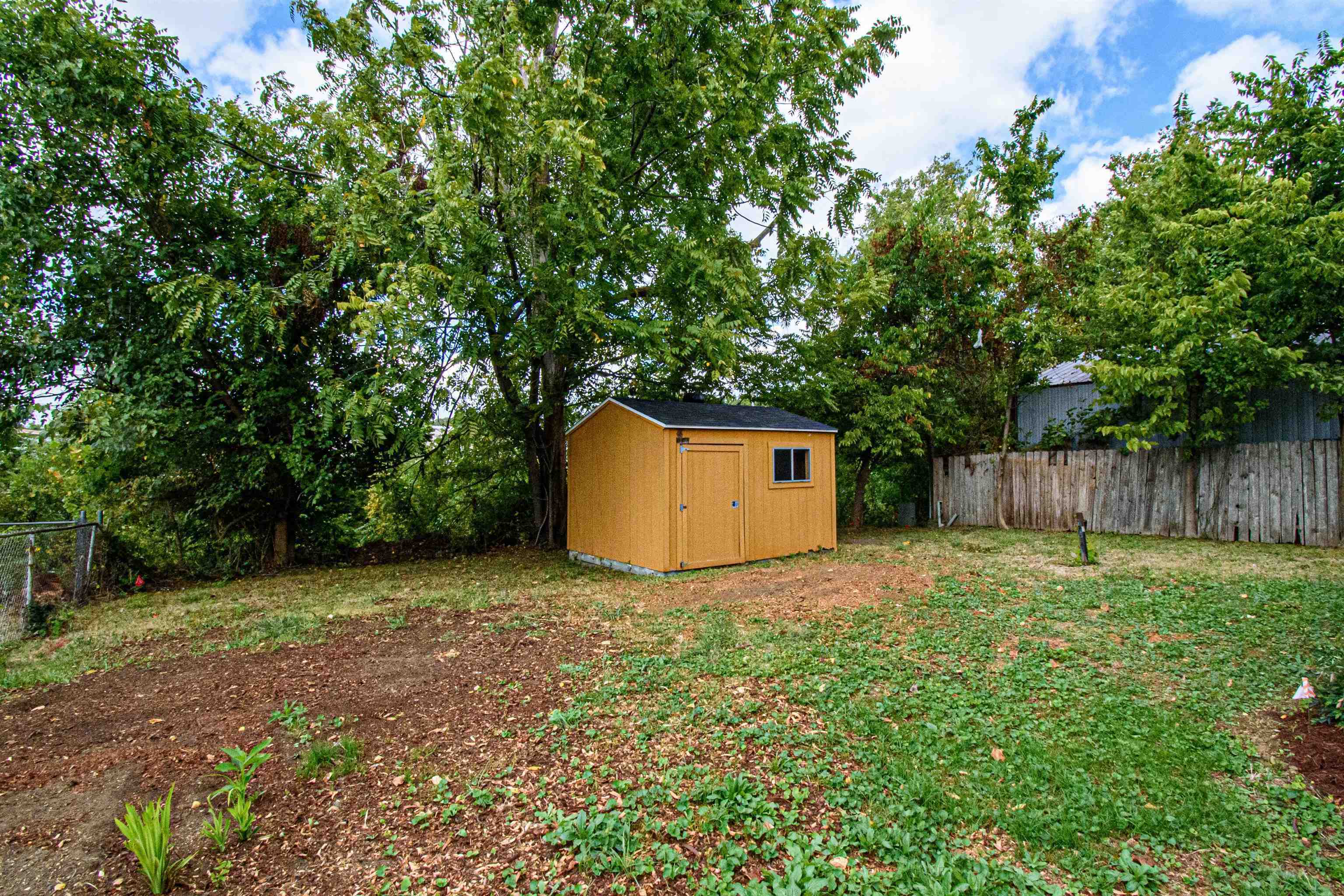 3007 Yosemite Drive, Owensboro, Kentucky 42301, 3 Bedrooms Bedrooms, ,1 BathroomBathrooms,Single Family Residence,For Sale,Yosemite Drive,91246