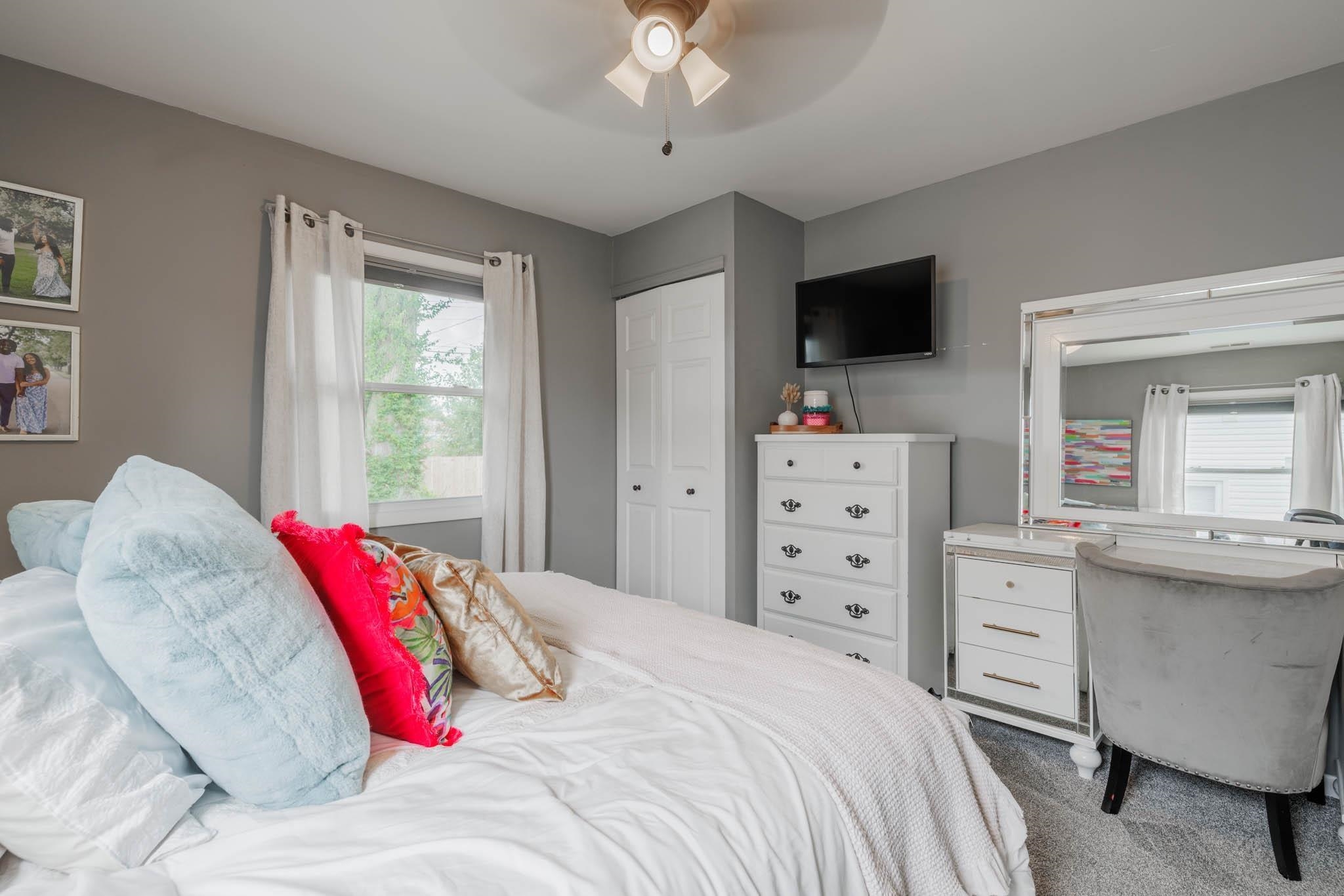 664 Fargo Street, Owensboro, Kentucky 42301, 3 Bedrooms Bedrooms, ,1 BathroomBathrooms,Single Family Residence,For Sale,Fargo Street,91248
