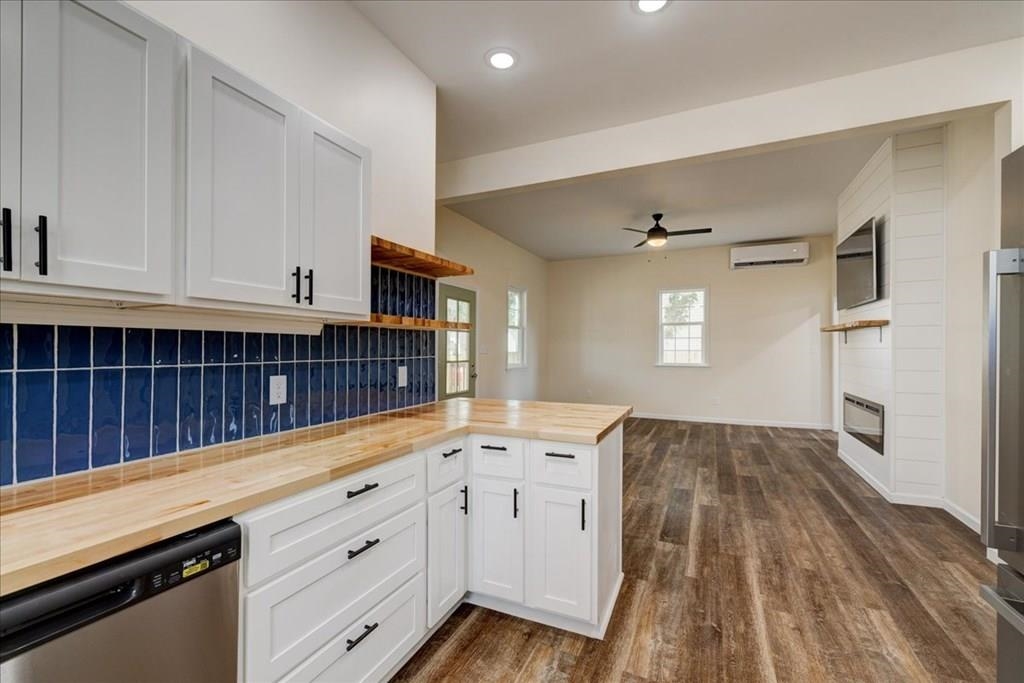 114 Sycamore St, Owensboro, Kentucky 42301, 2 Bedrooms Bedrooms, ,1 BathroomBathrooms,Single Family Residence,For Sale,Sycamore St,91249