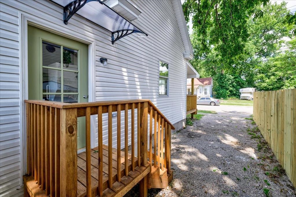 114 Sycamore St, Owensboro, Kentucky 42301, 2 Bedrooms Bedrooms, ,1 BathroomBathrooms,Single Family Residence,For Sale,Sycamore St,91249